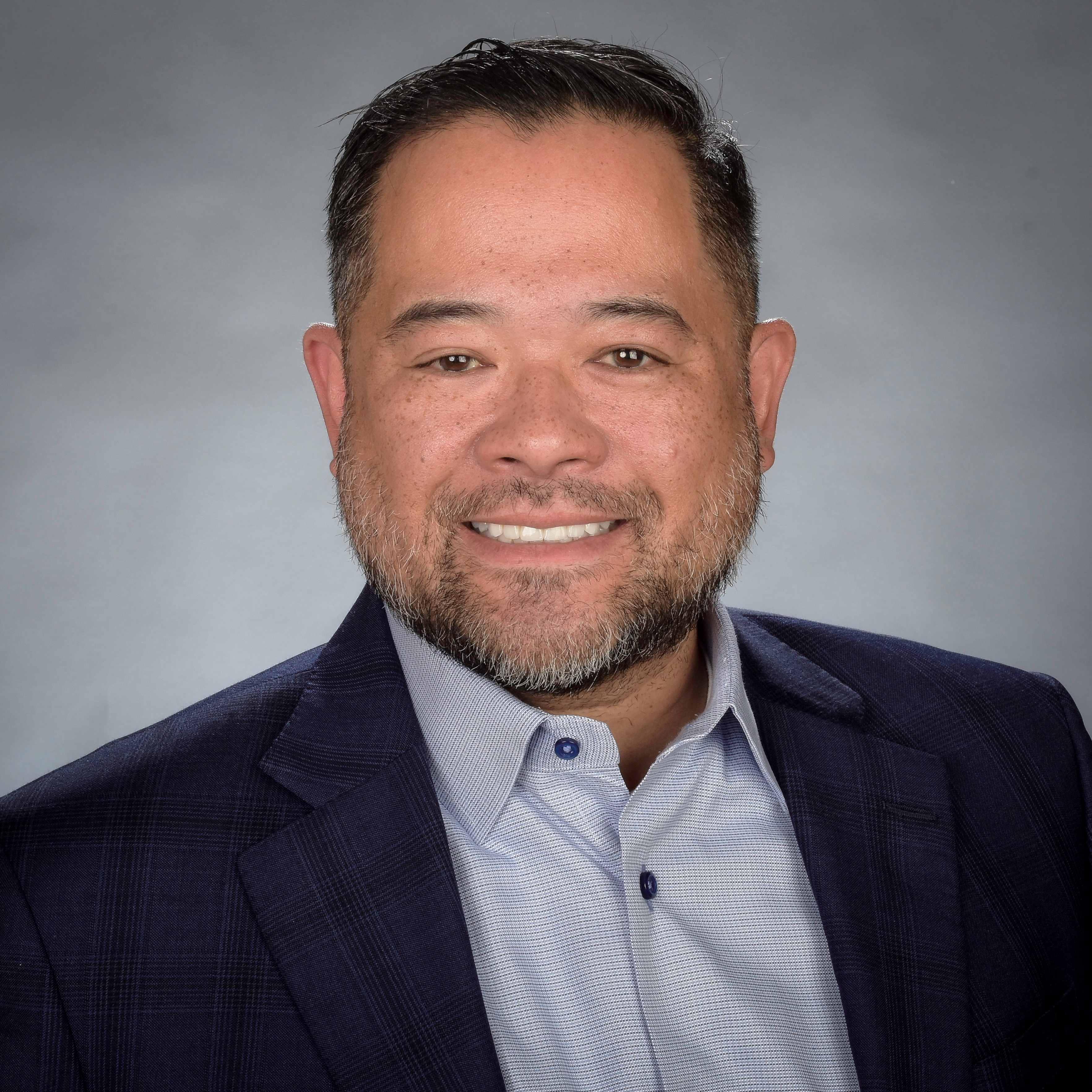 headshot of Witra Chulindra