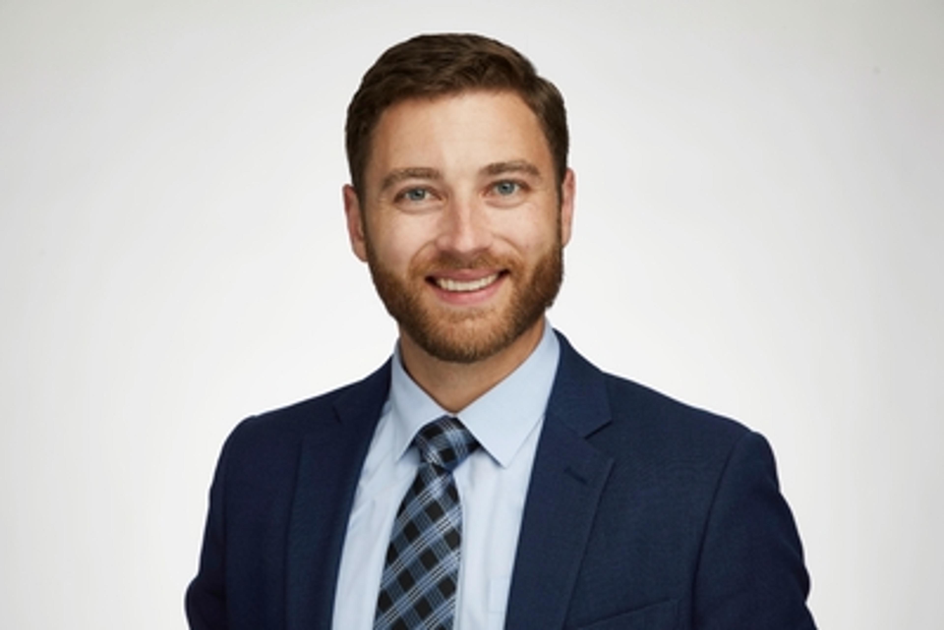 headshot of Jason Heki