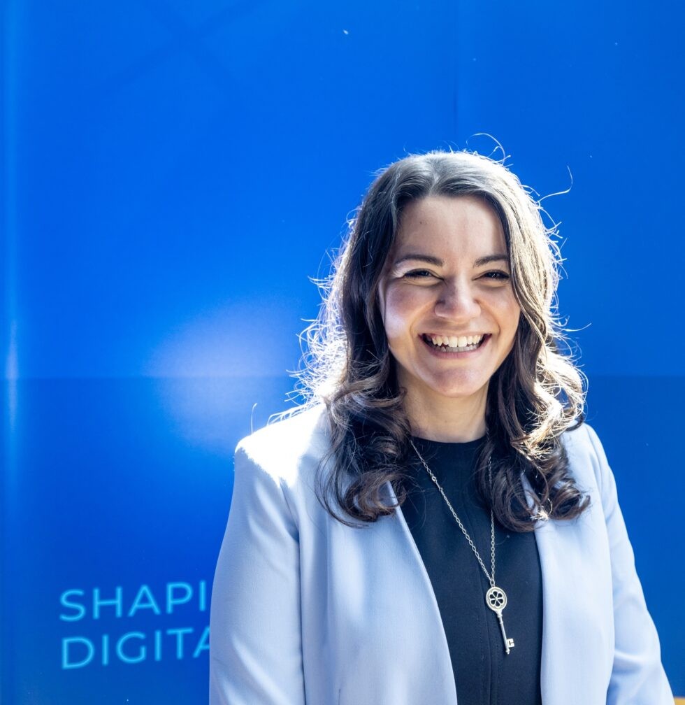 headshot of Veronique Ciminà