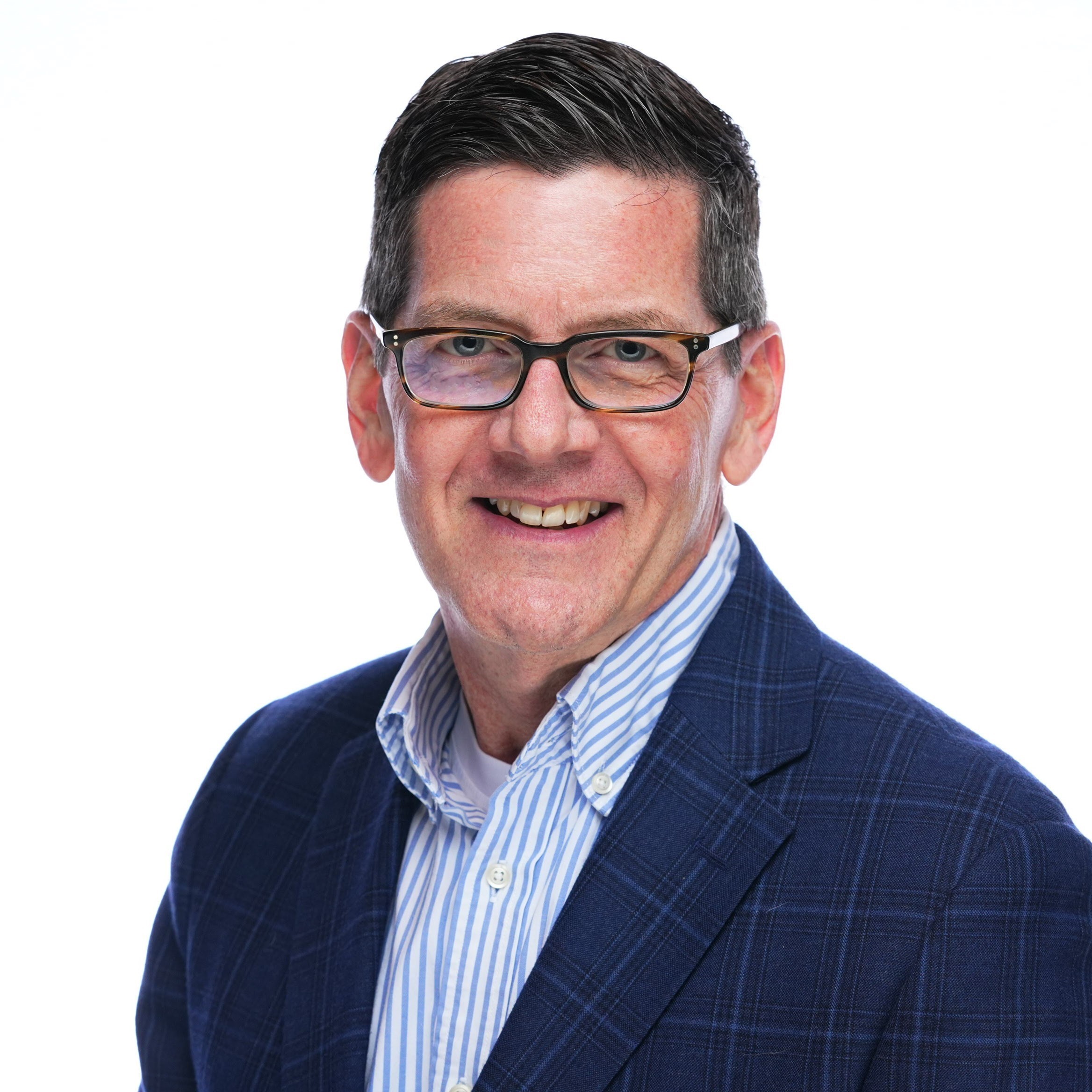 headshot of Mark Smith