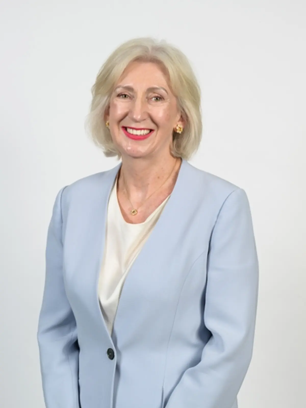 headshot of Elizabeth Tydd