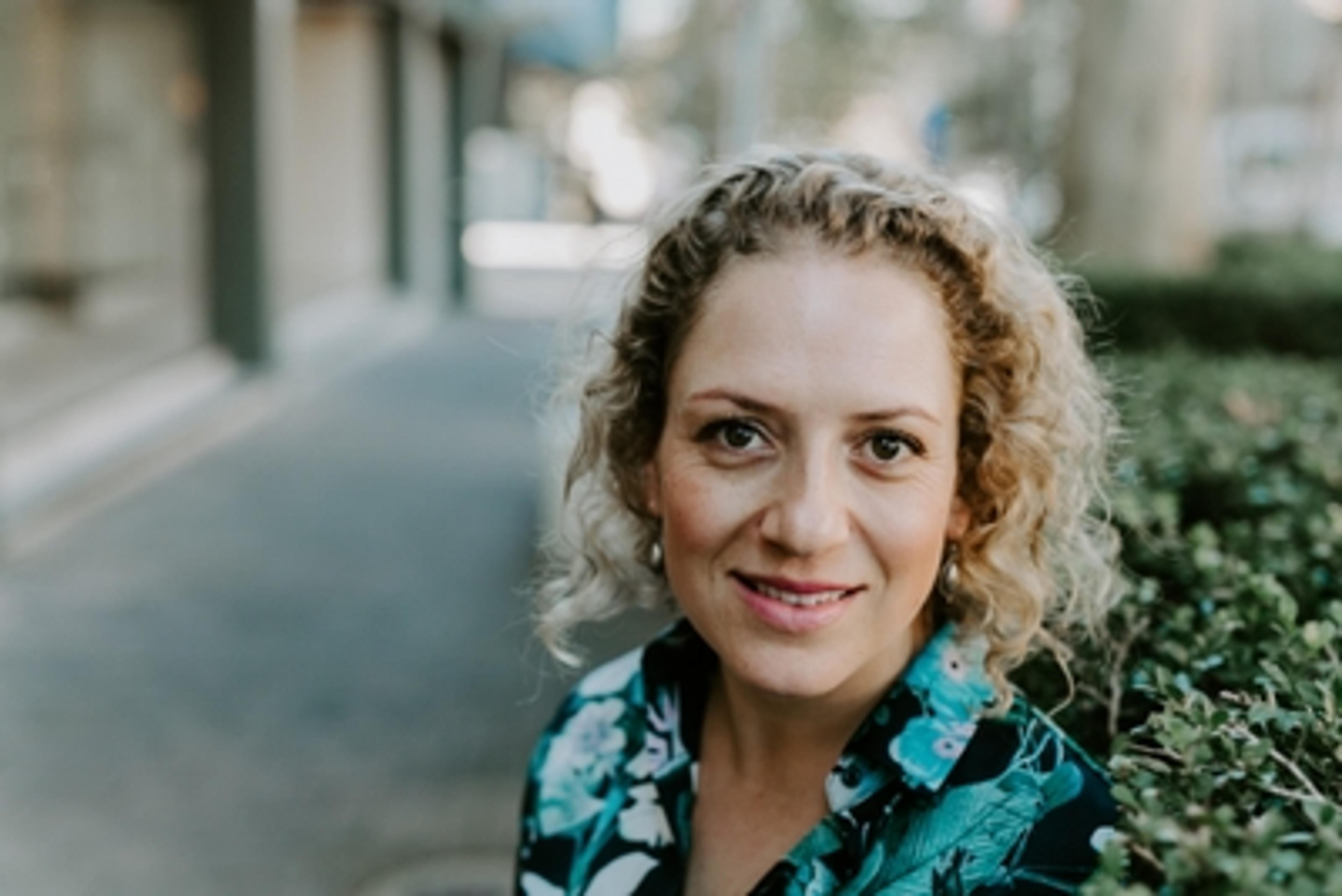 headshot of Melanie Marks