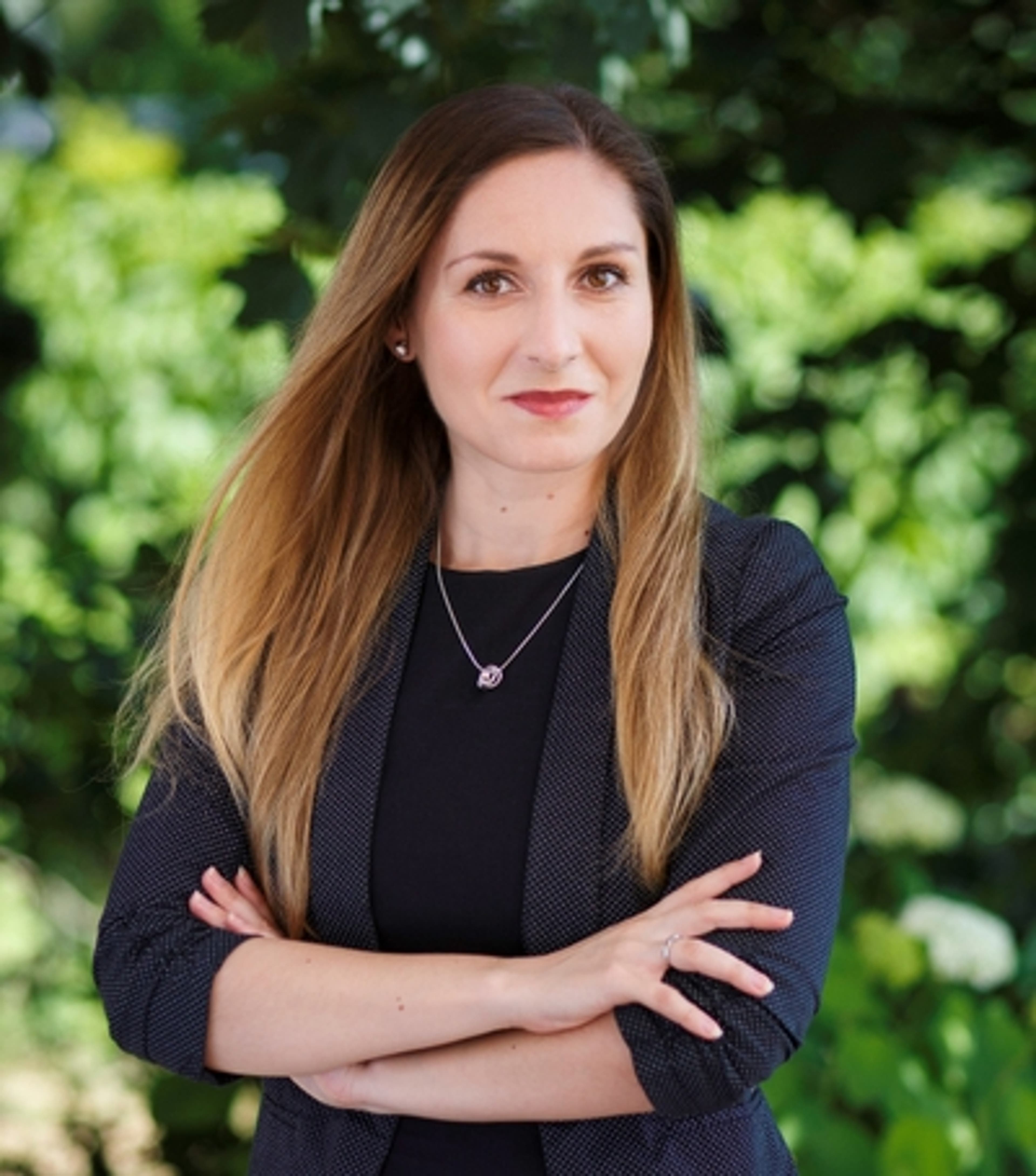 headshot of Lucia Batlová