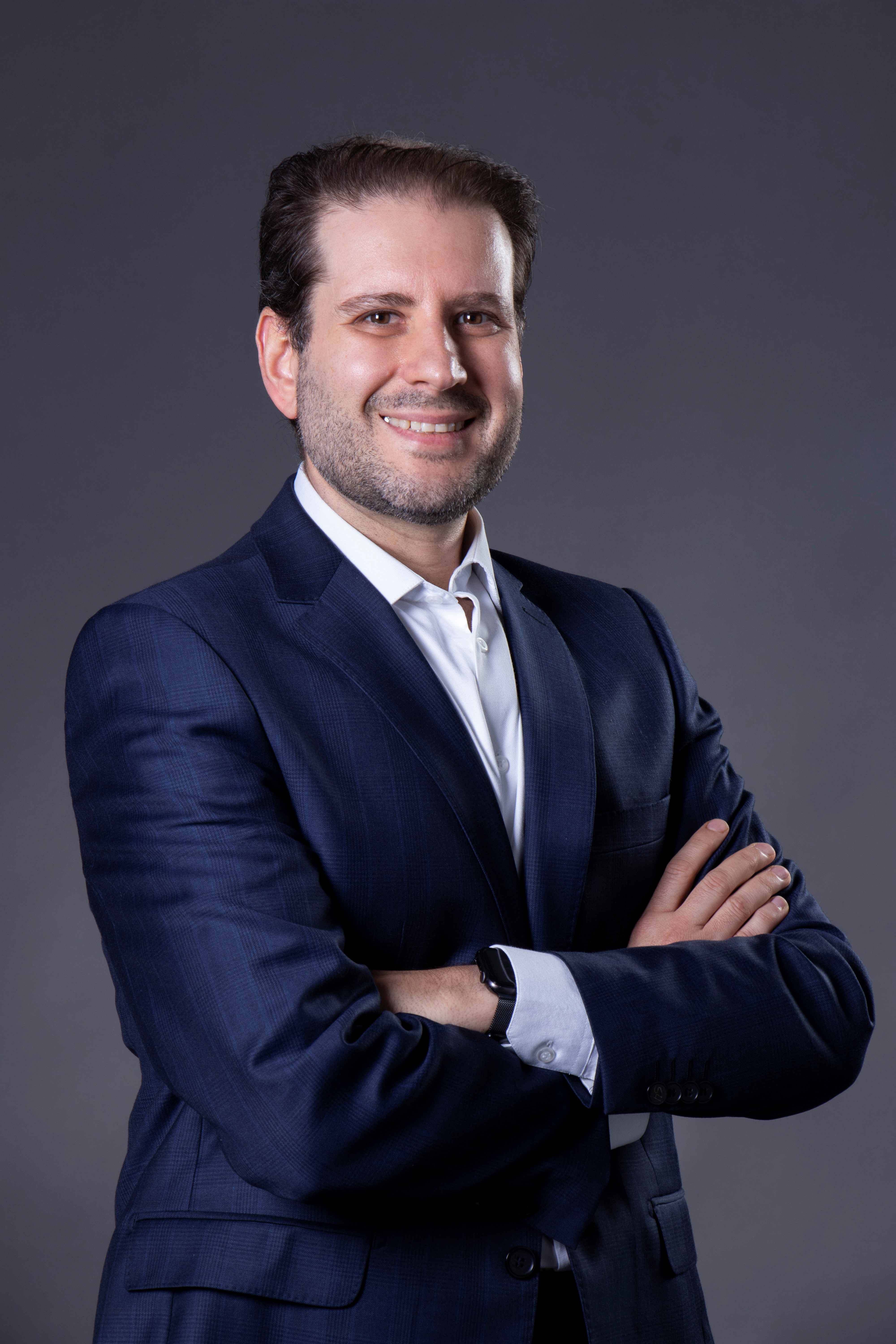 headshot of Marcelo Crespo