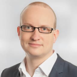 headshot of Jörn Wittmann