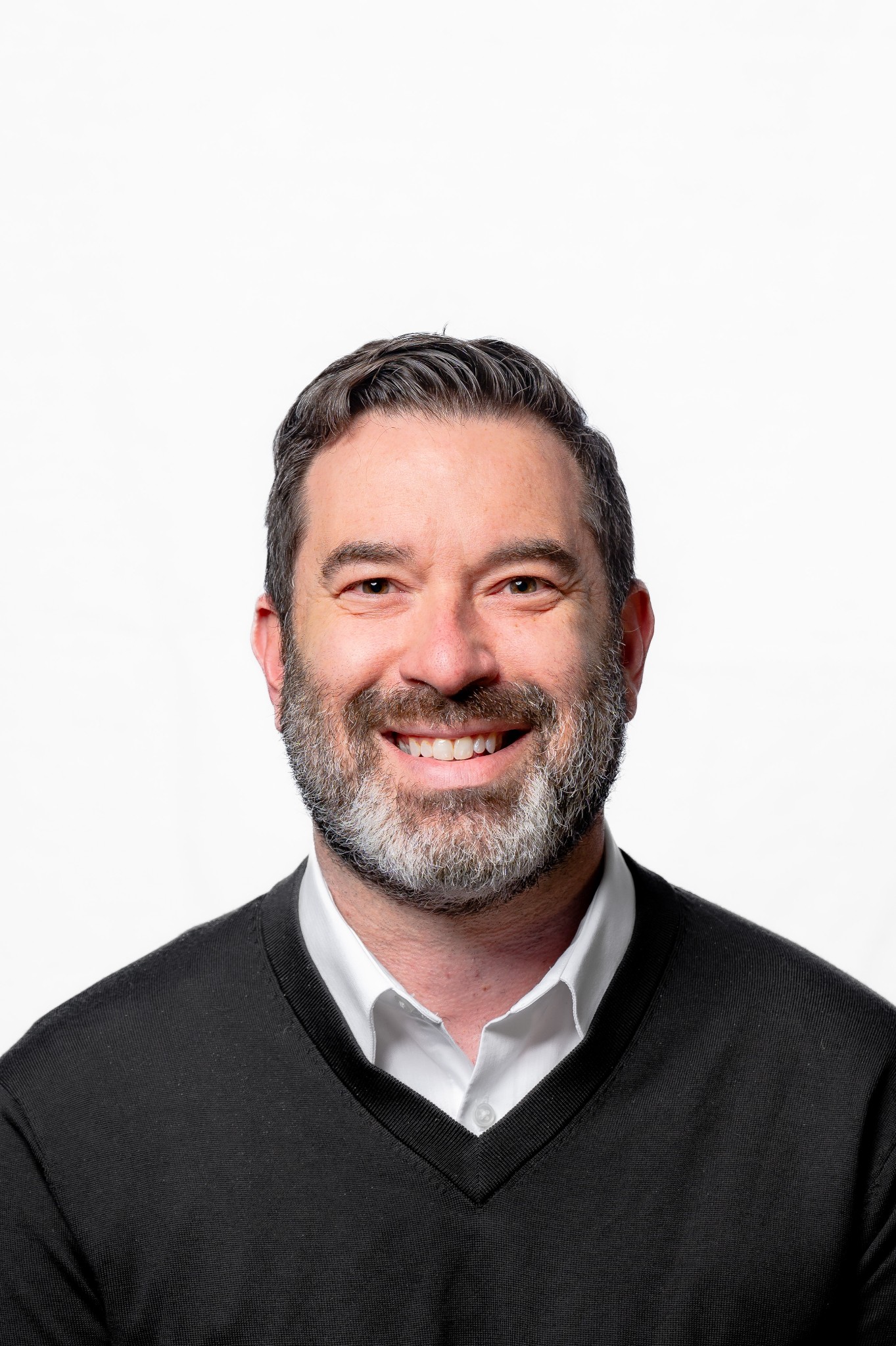 headshot of Justin B. Weiss