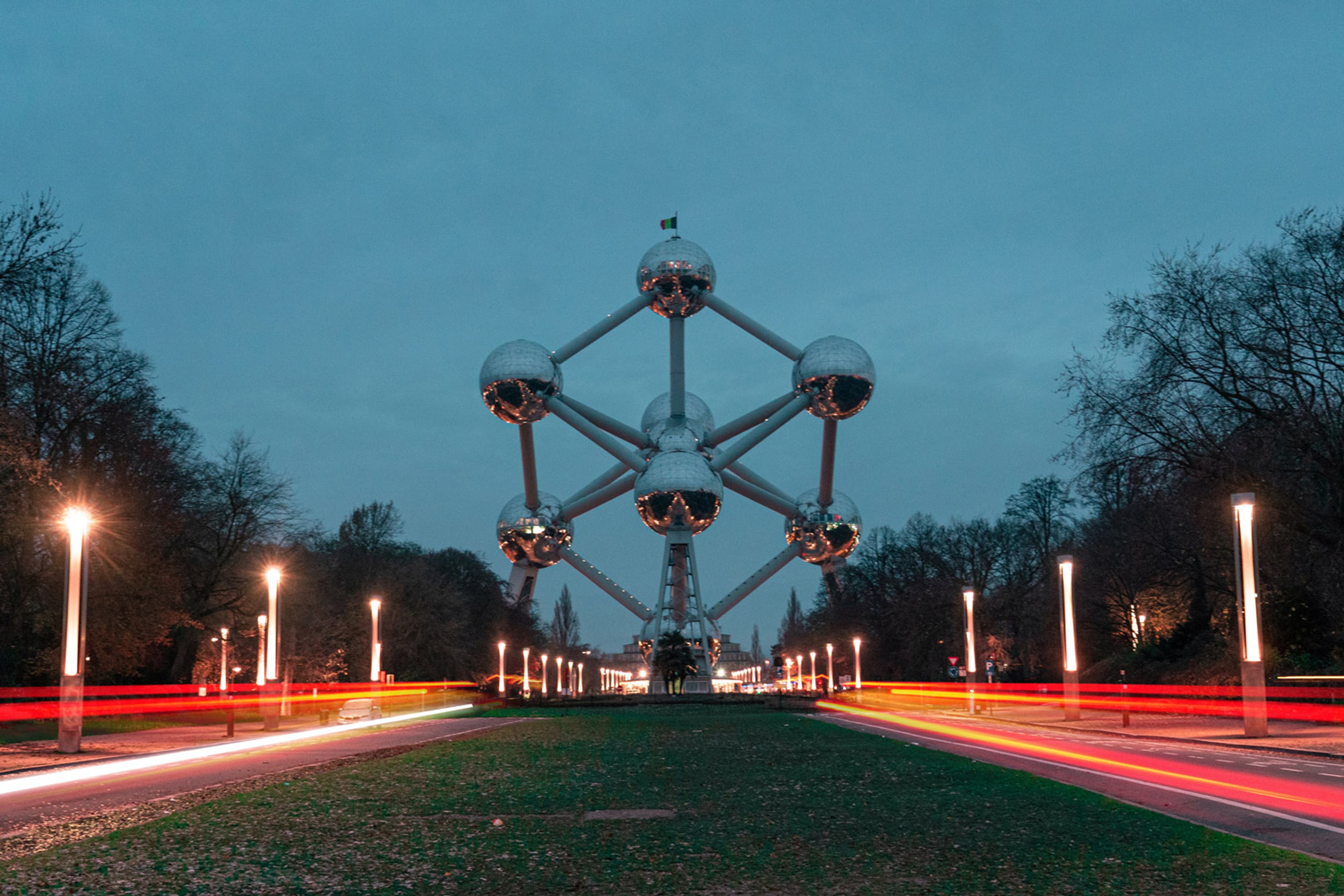 brussels-belgium-atomium-lights-0018.jpg