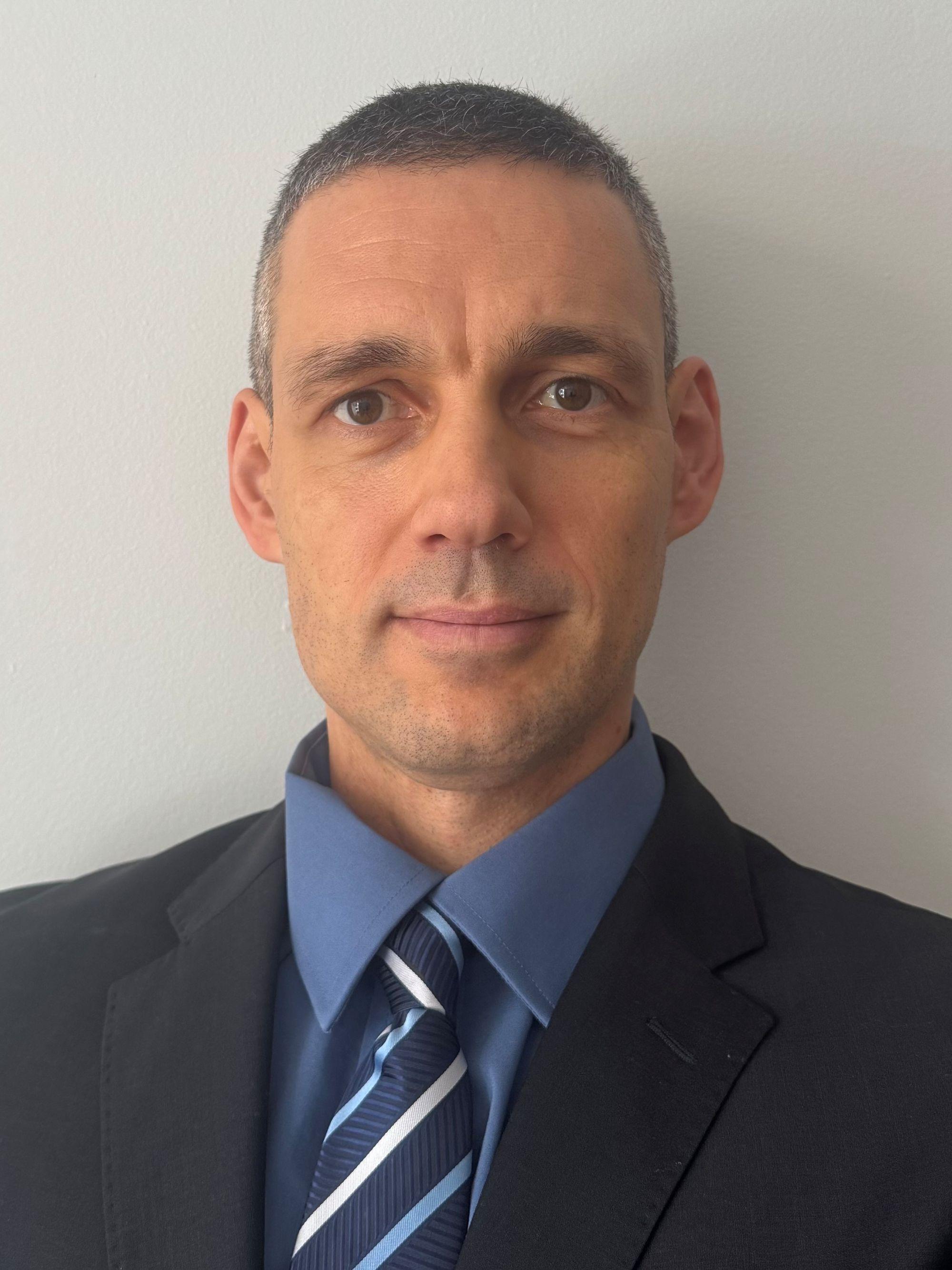 headshot of Simeon Kanev