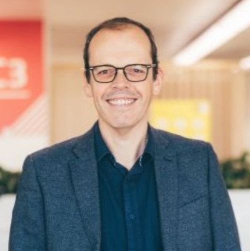 headshot of Mark Bunting