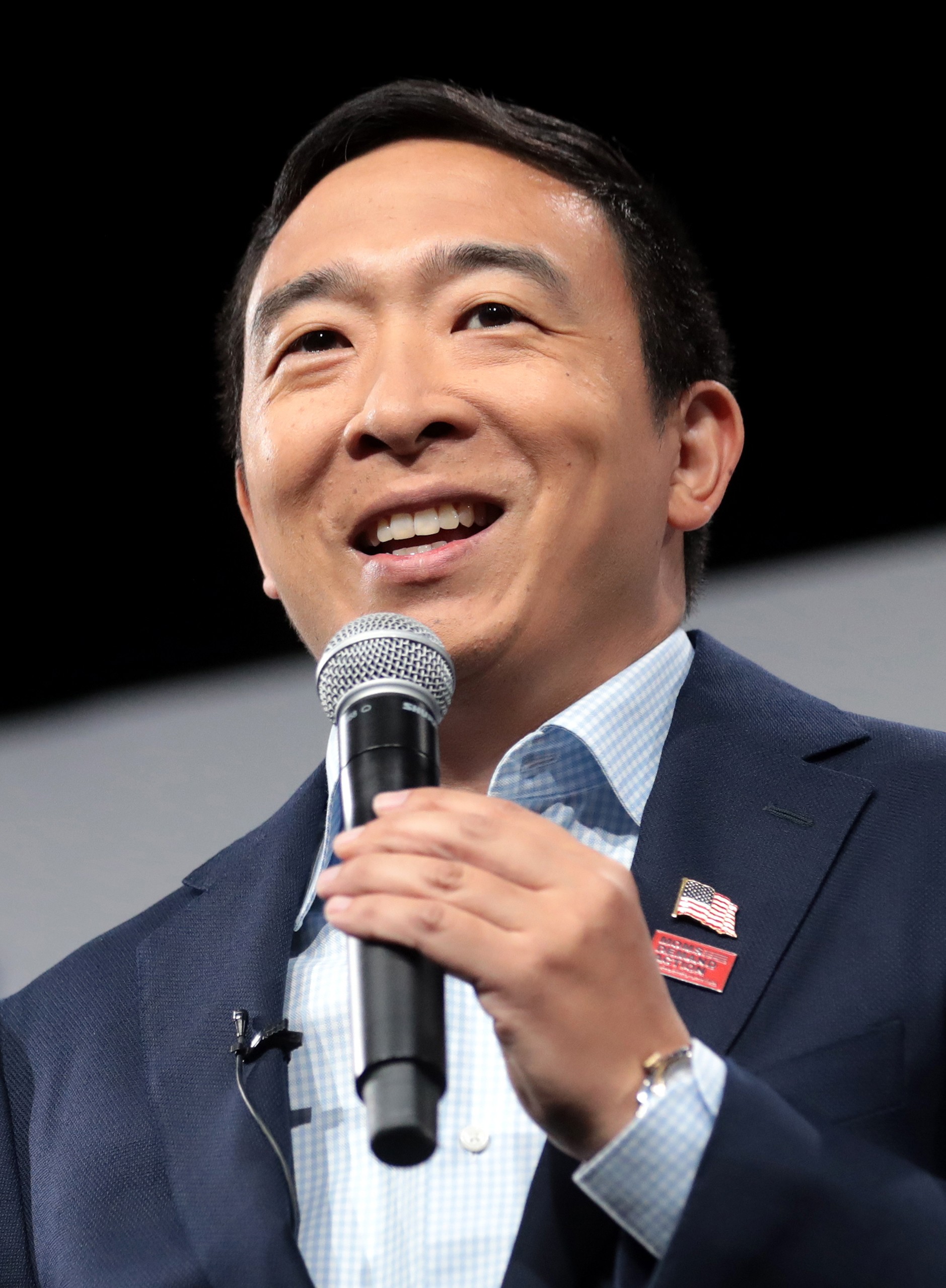 headshot of Andrew Yang