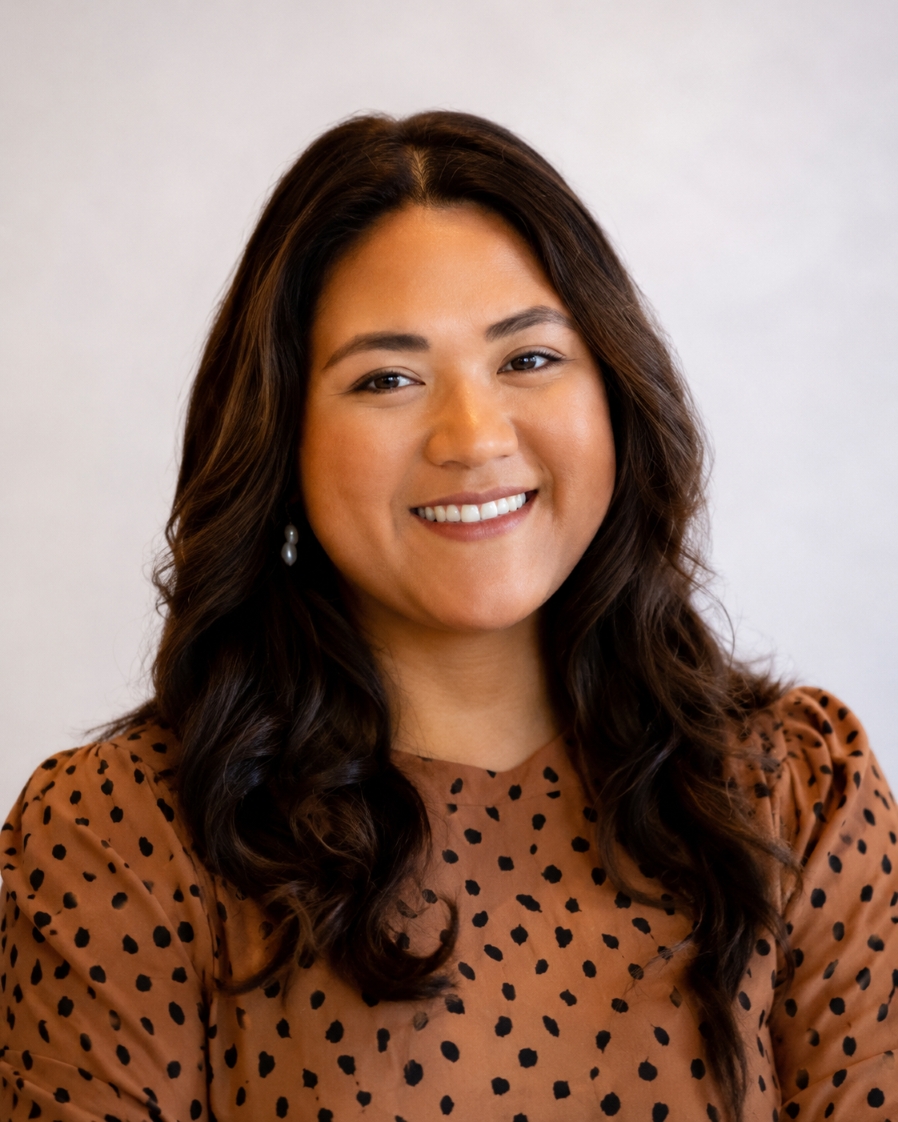 headshot of Aina Keagy
