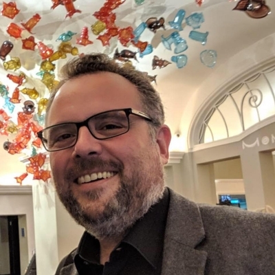 headshot of Gonzalo Caro