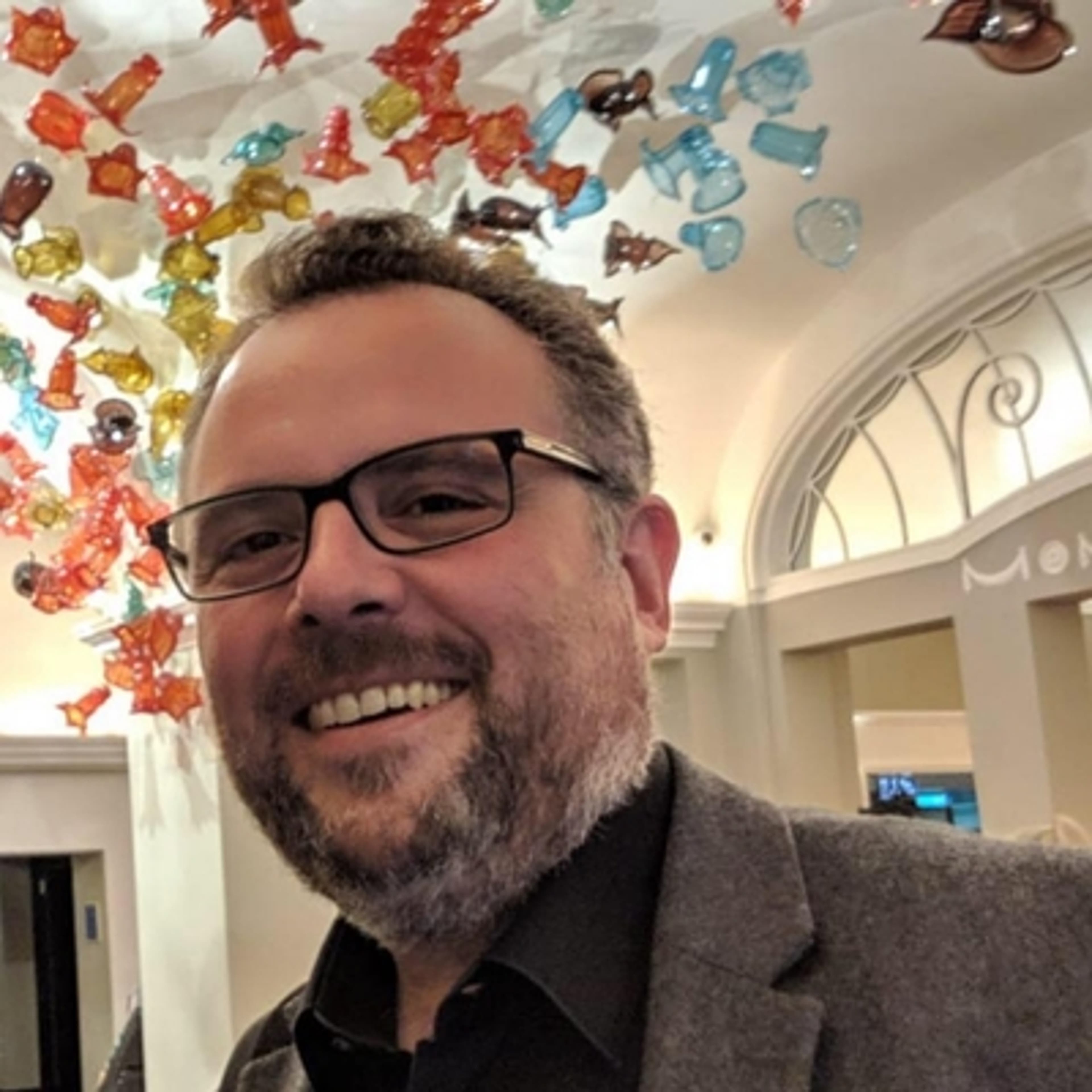 headshot of Gonzalo Caro