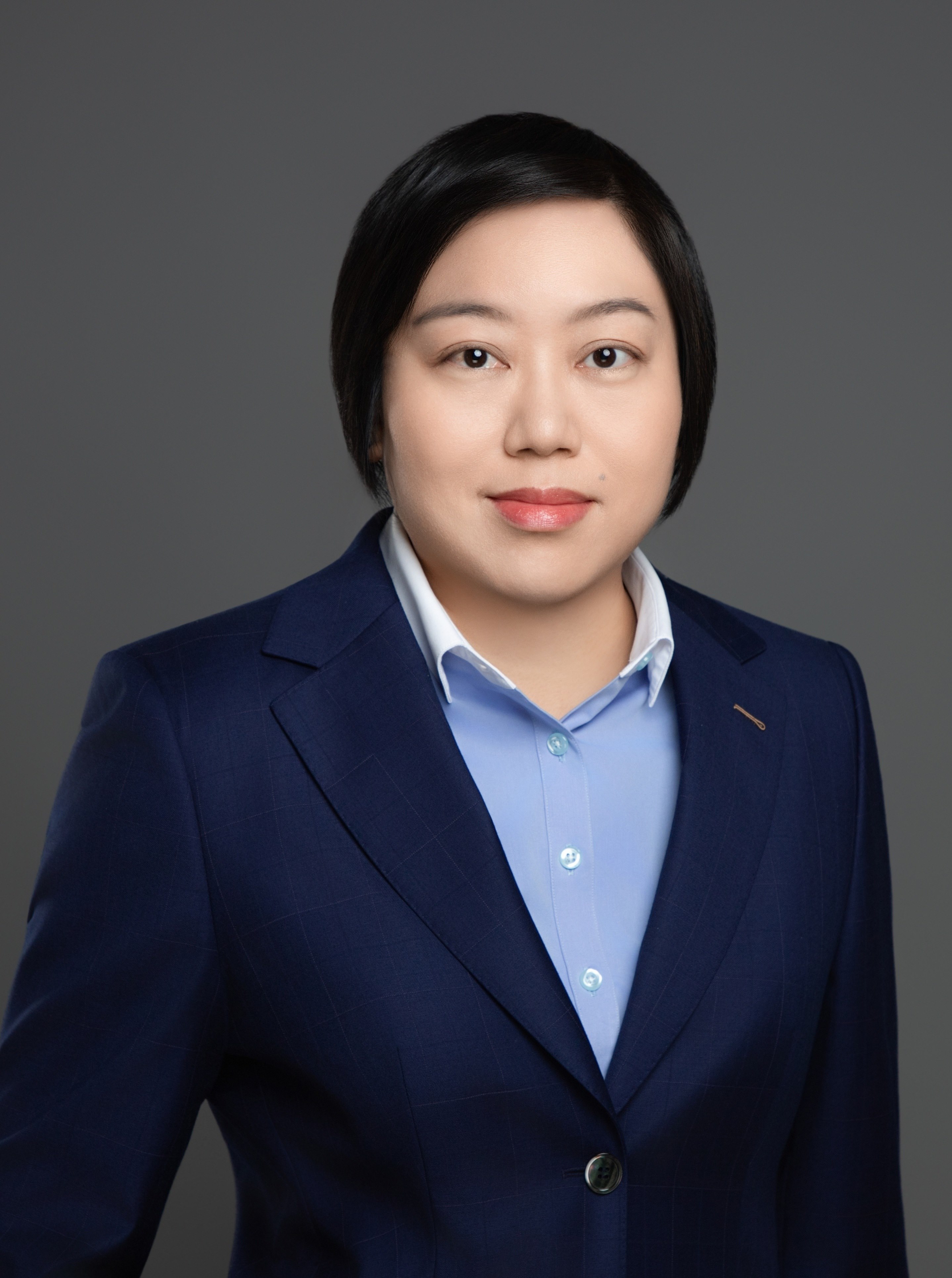 headshot of Antonia Ma