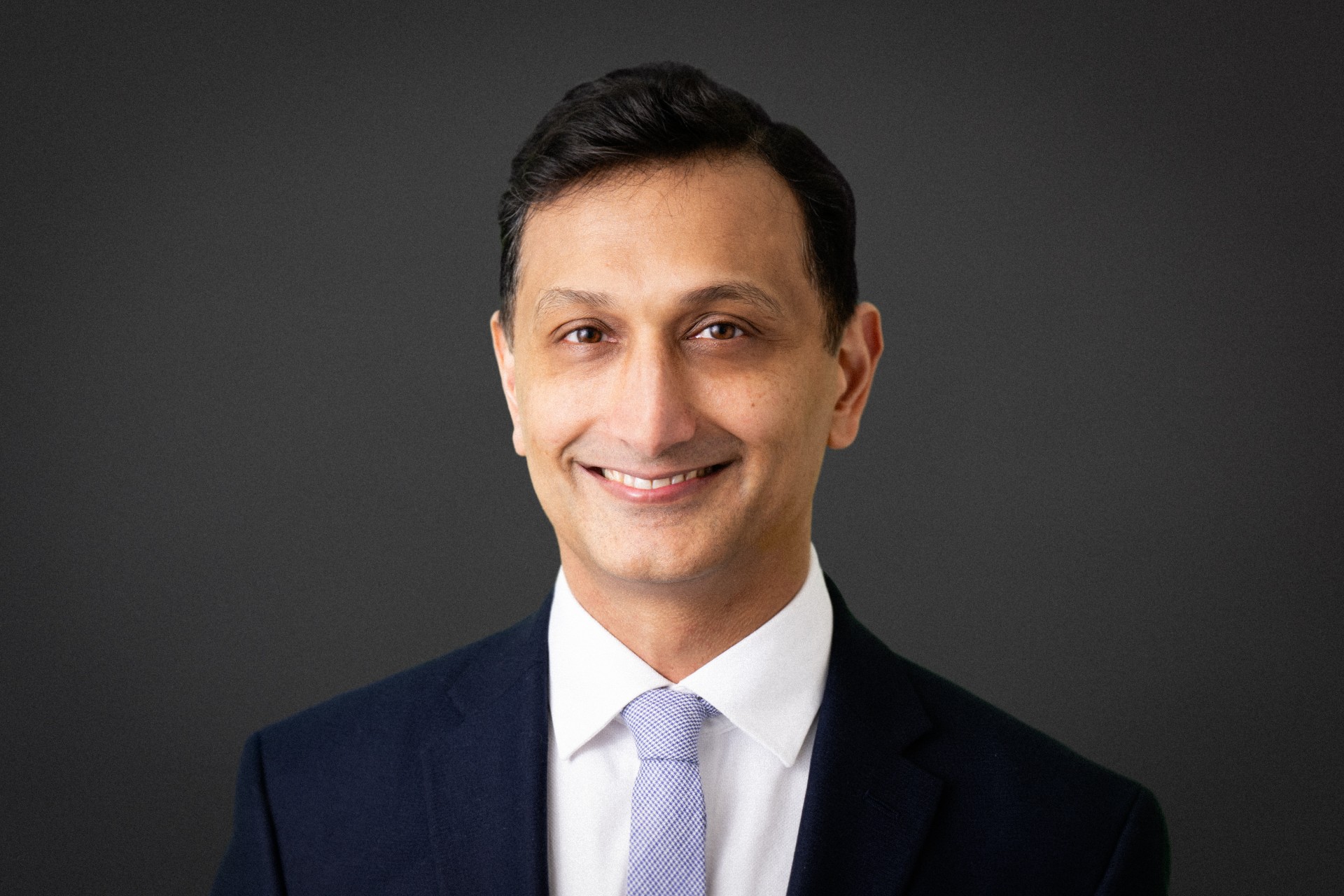 headshot of Akshay Dhawan