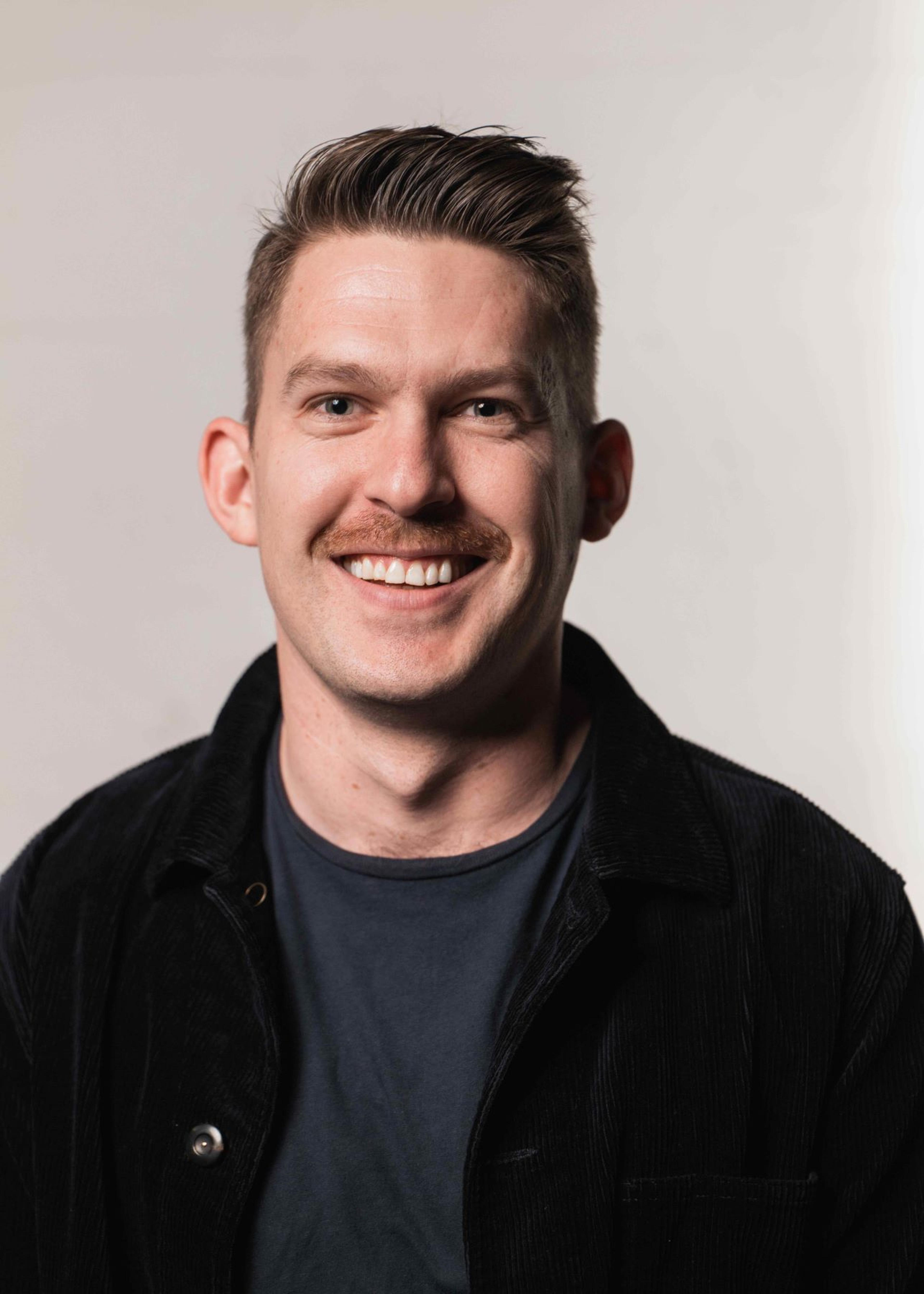 headshot of Andrew Moon