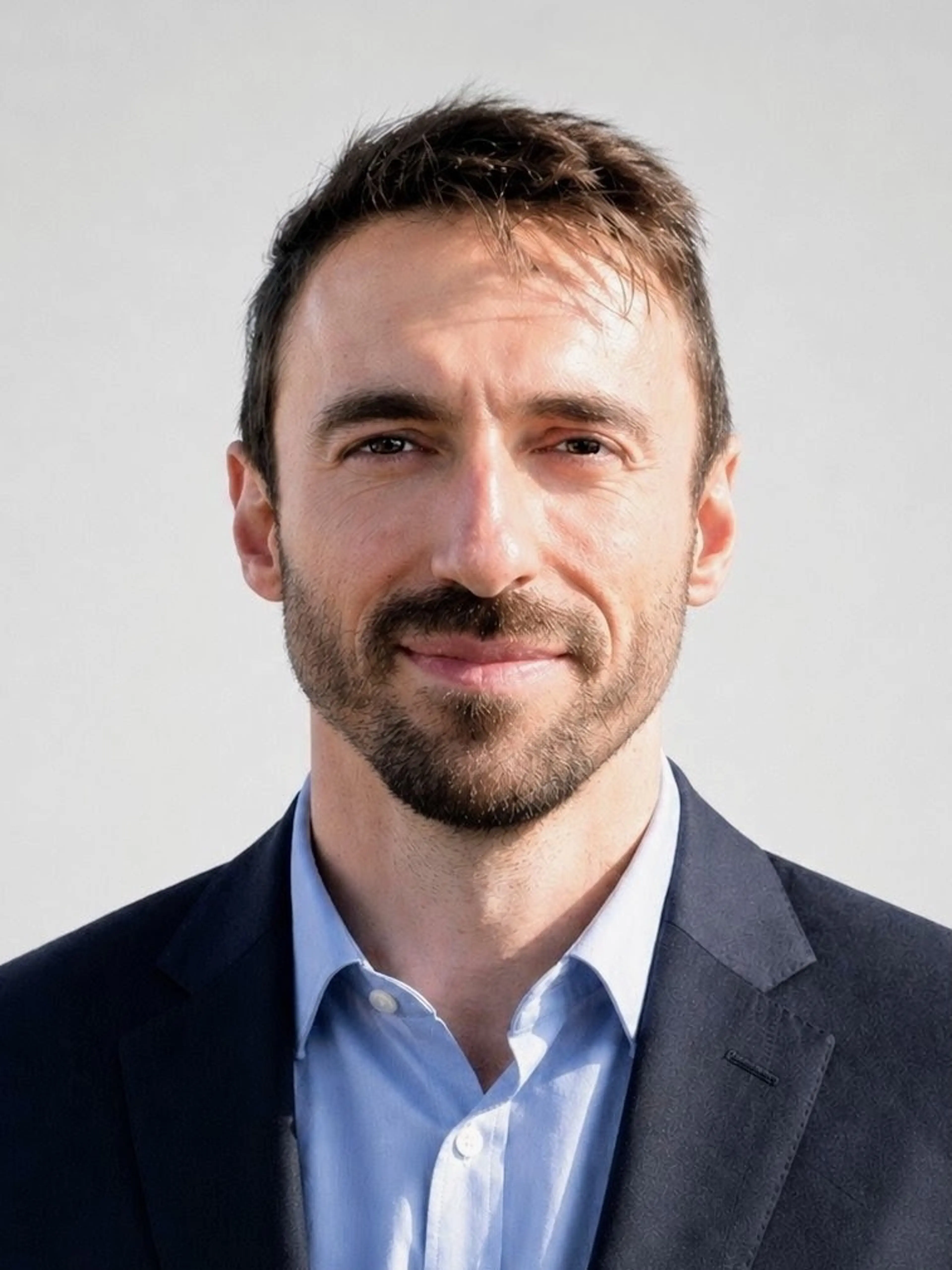 headshot of Marco Moragón