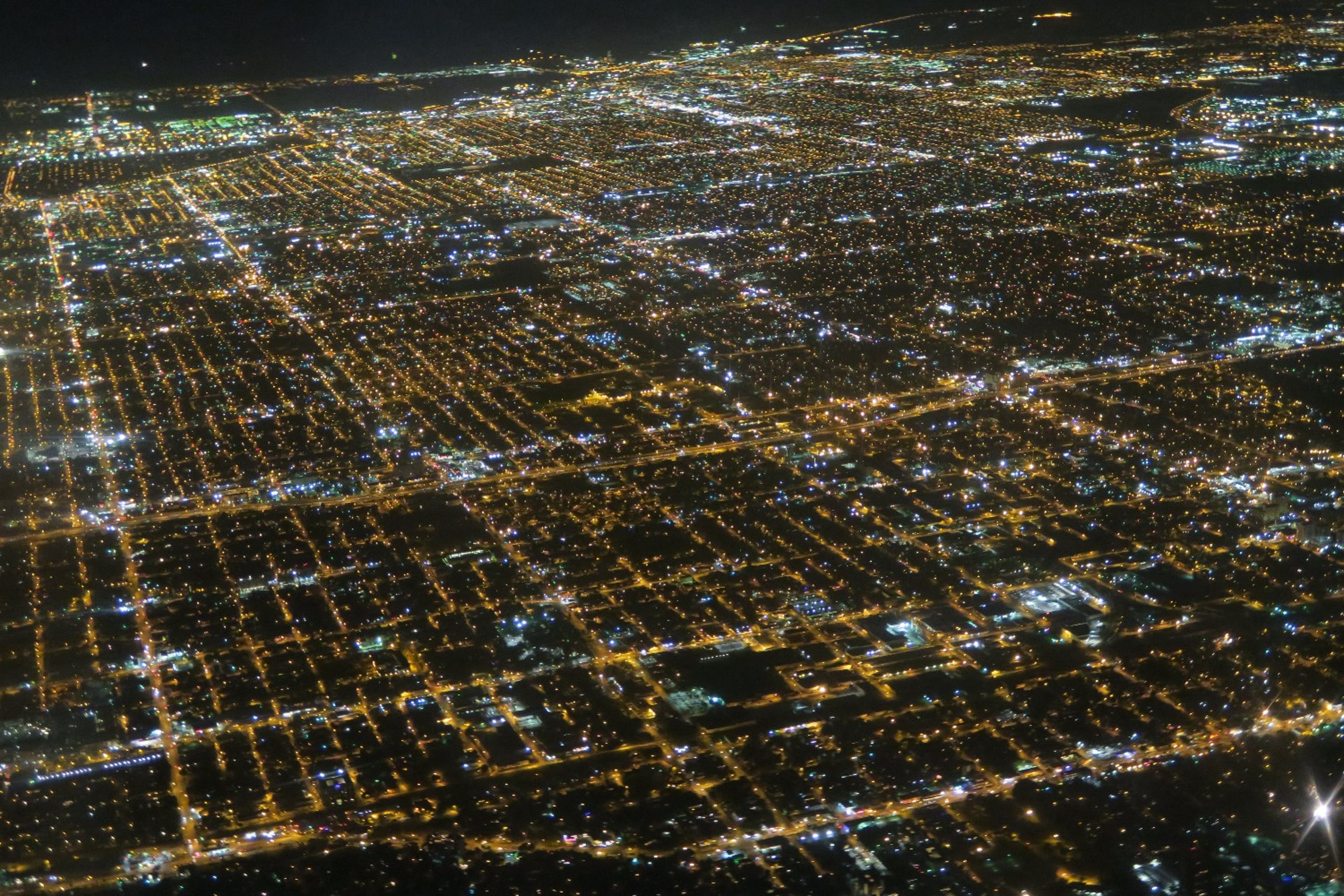 city-aerial-nighttime-datatransfers-111623.jpg