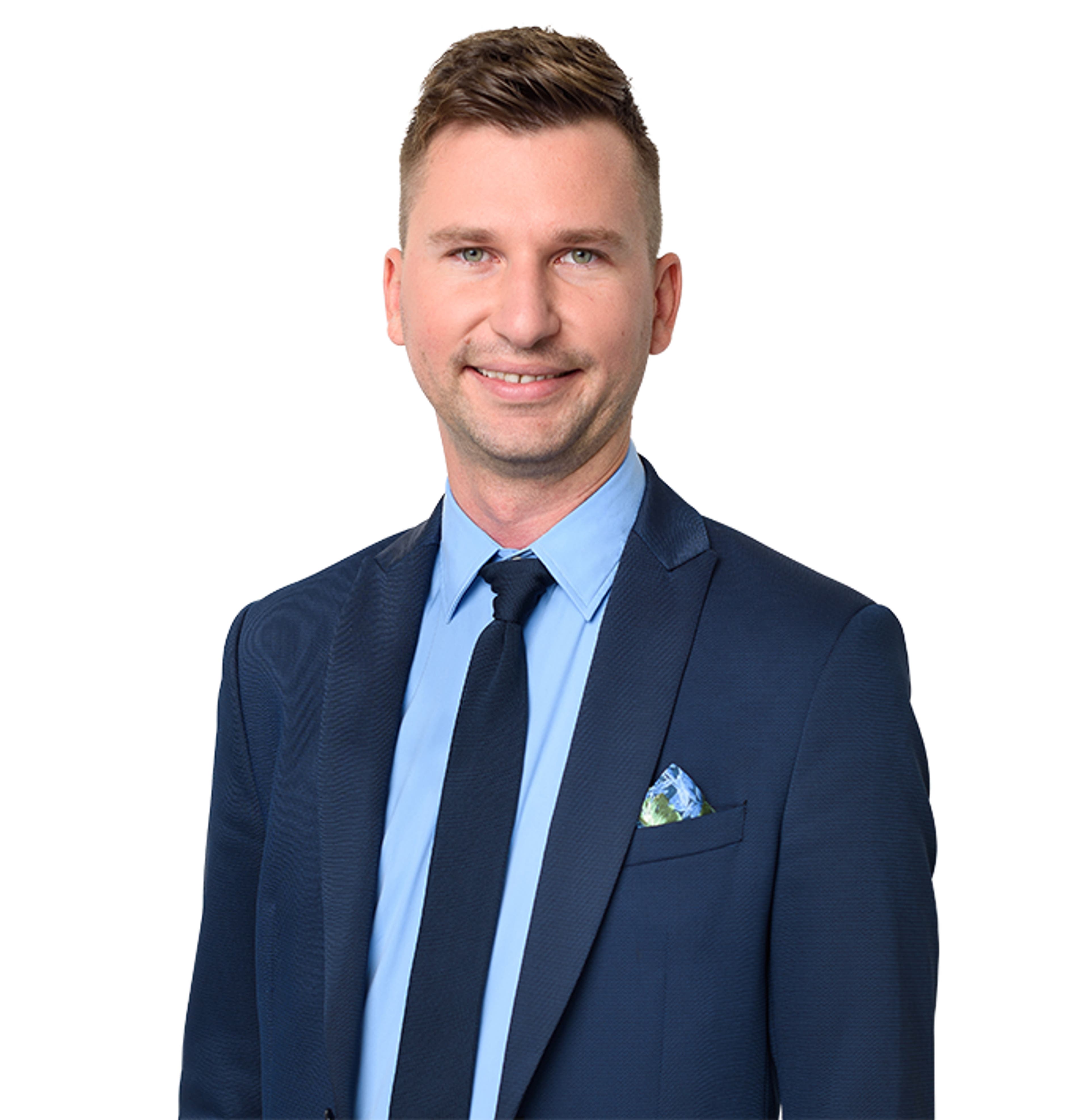 headshot of János Kopasz