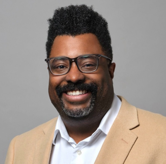 headshot of Mike Jackson