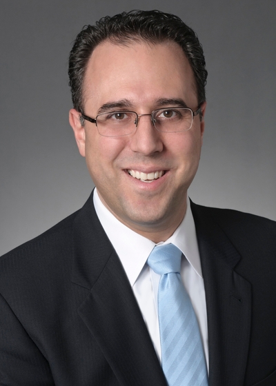 headshot of Doron Goldstein