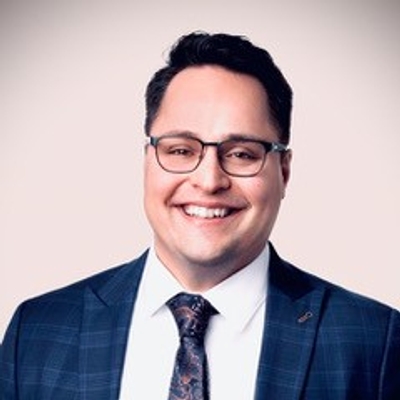 headshot of Kenny Samson