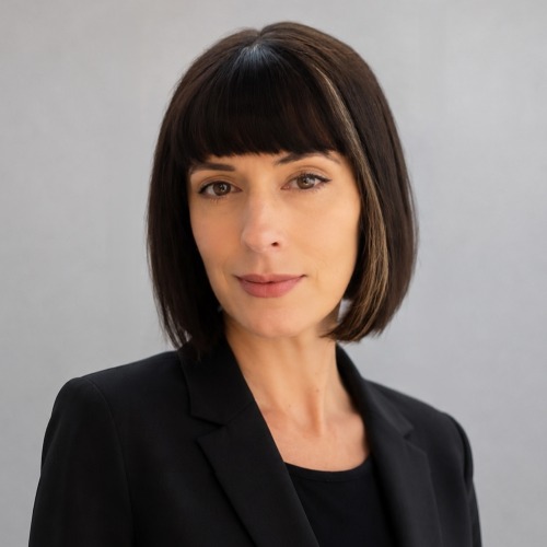 headshot of Shanna Pearce