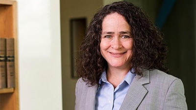 headshot of Lori Baker