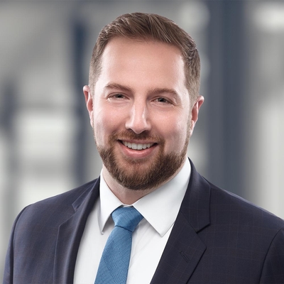 headshot of Nic Wall