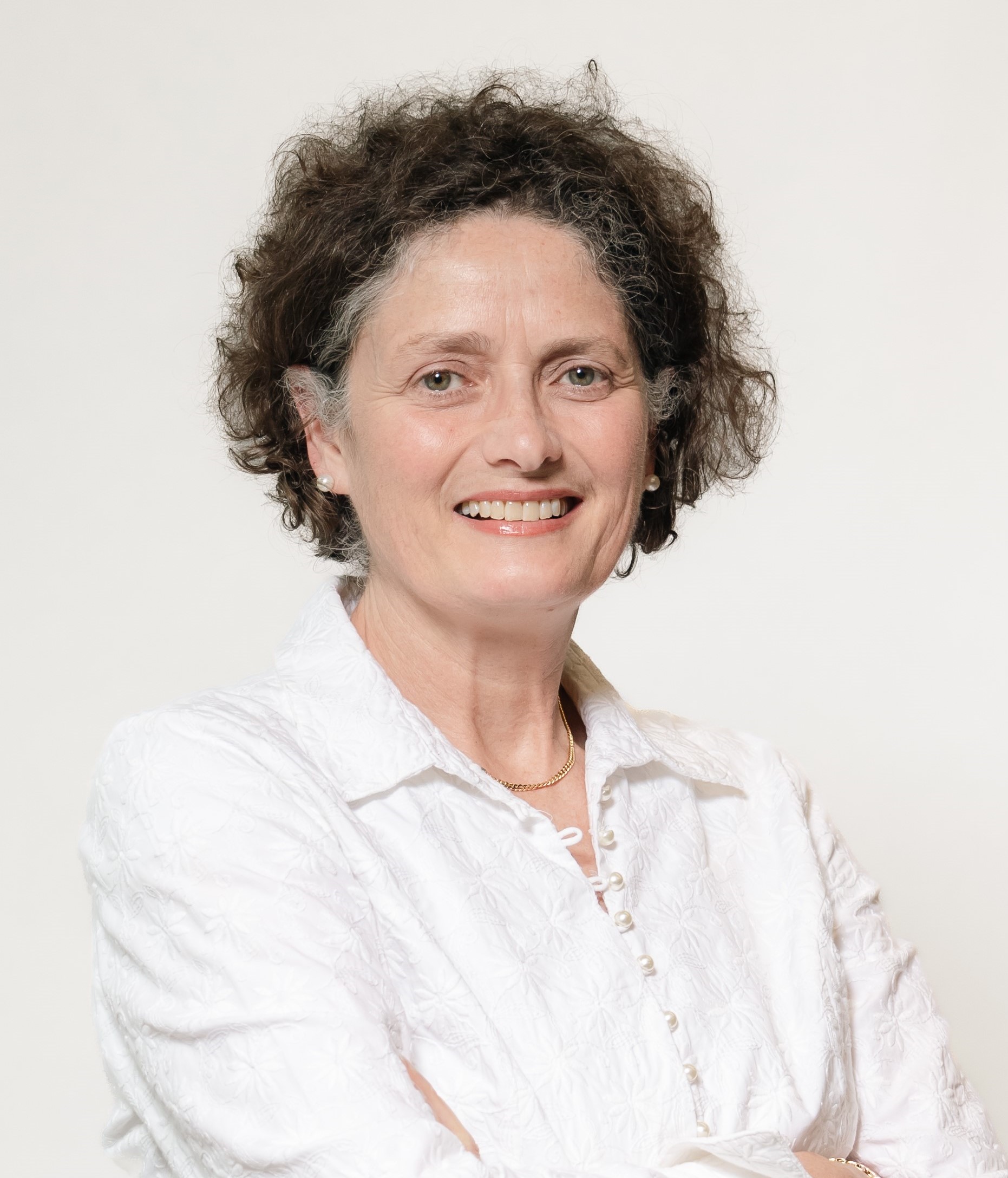 headshot of Suzanne Morin