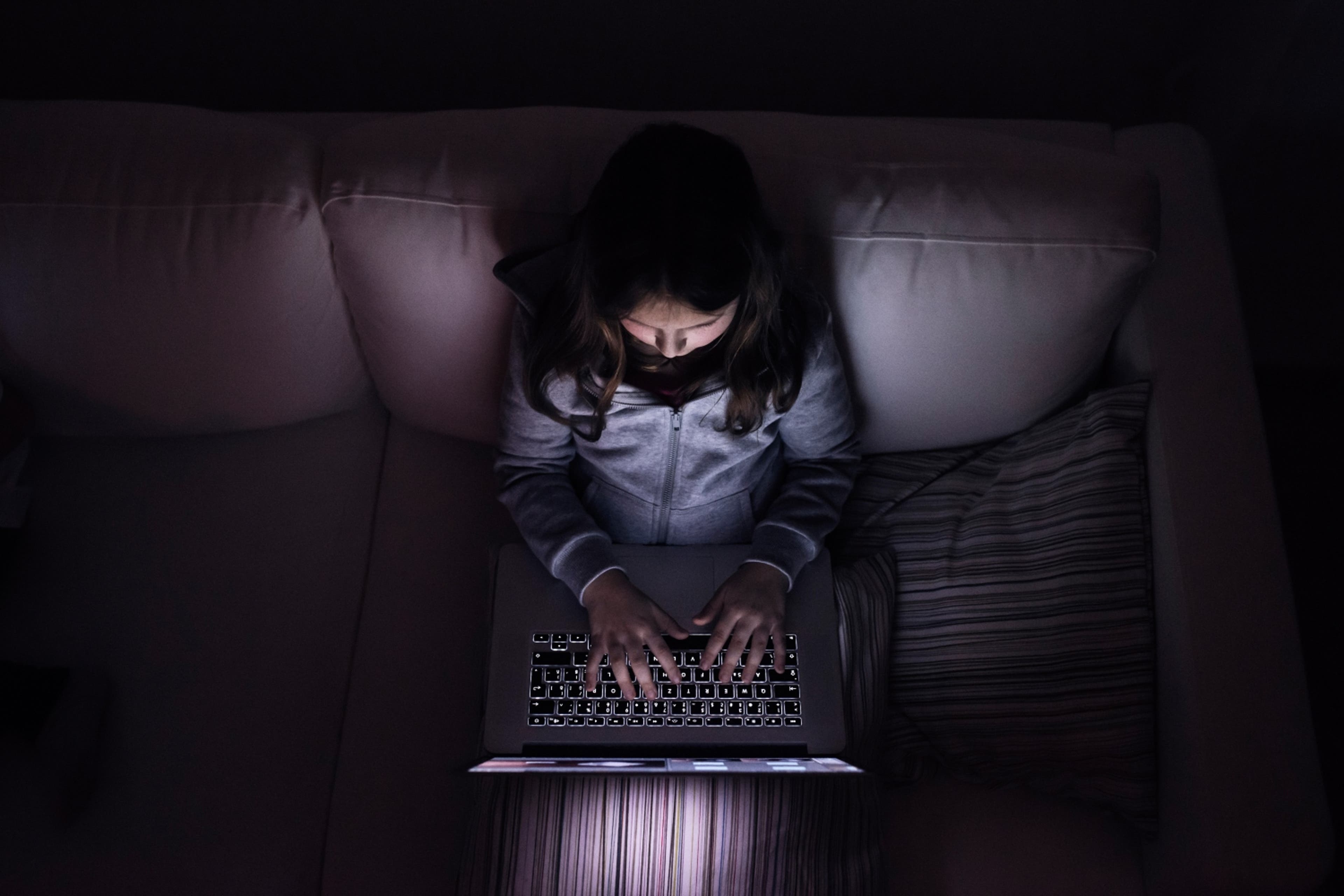 child-computer-dark-childrensprivacy-060525.jpg