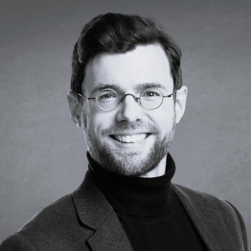 headshot of Florian Strich