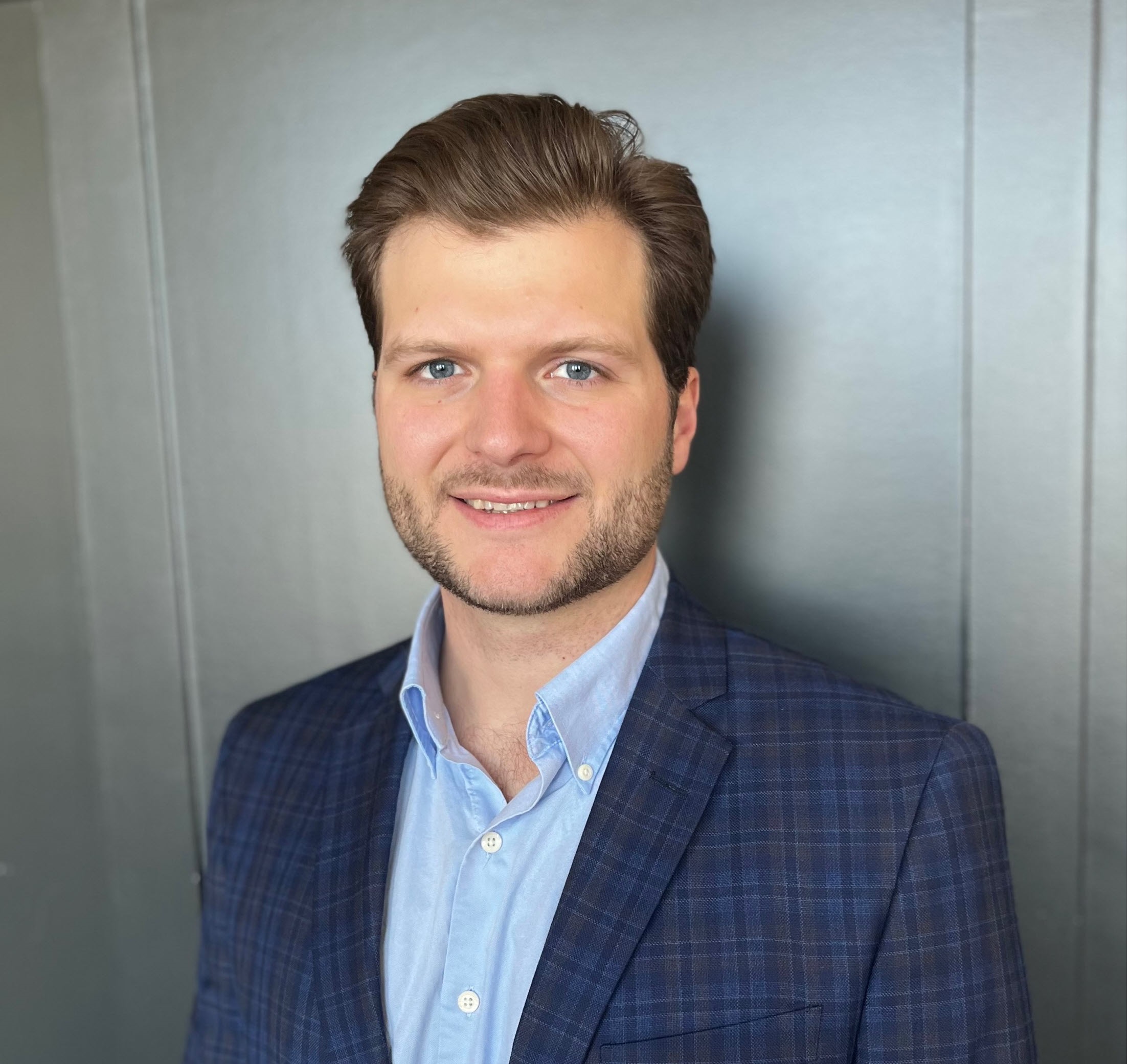 headshot of Barr Miller