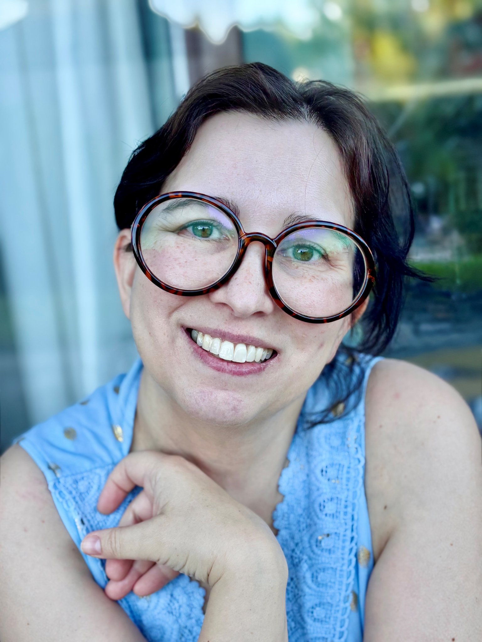 headshot of Monica Simoes de Almeida