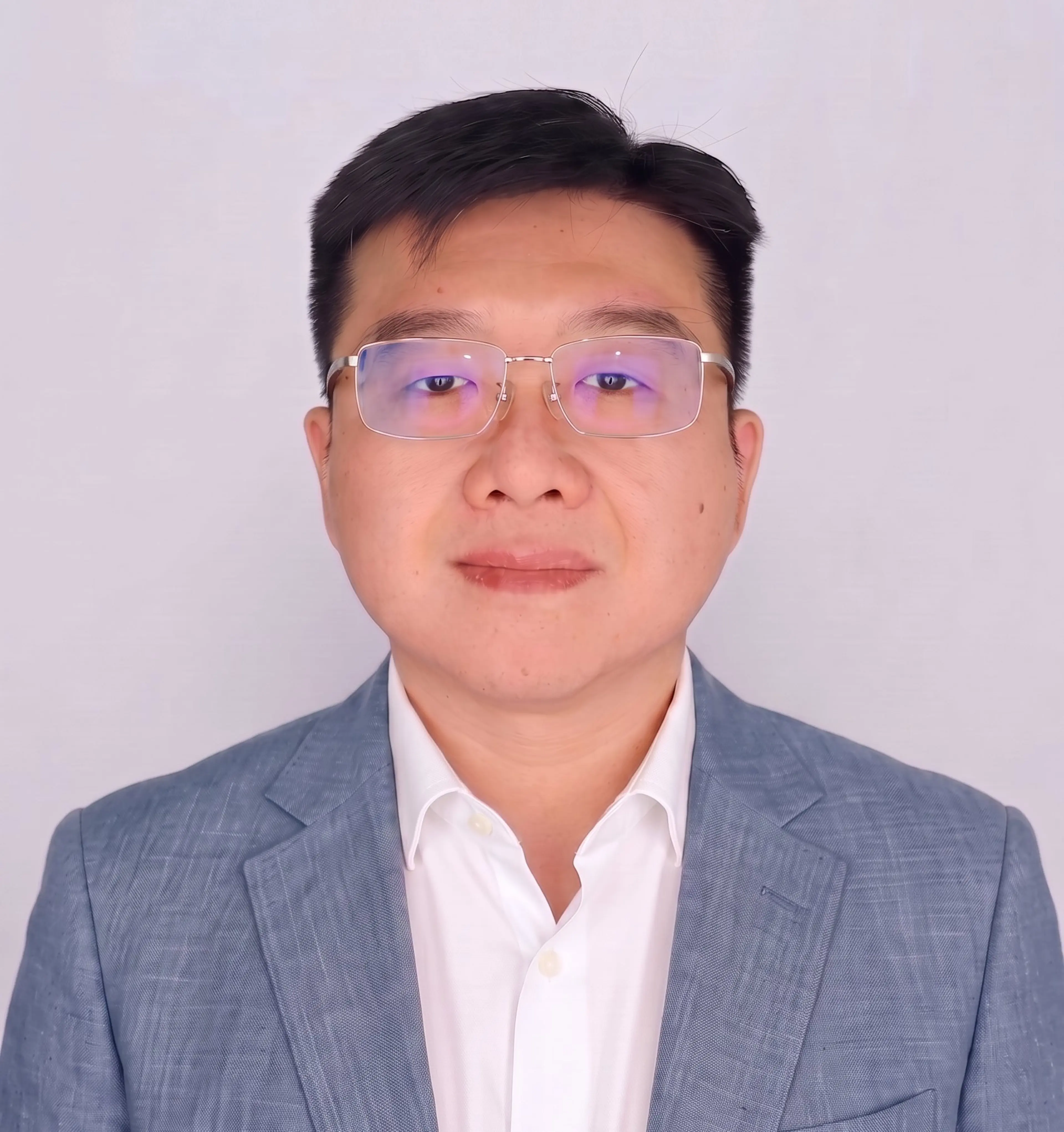 headshot of Eugene Teo