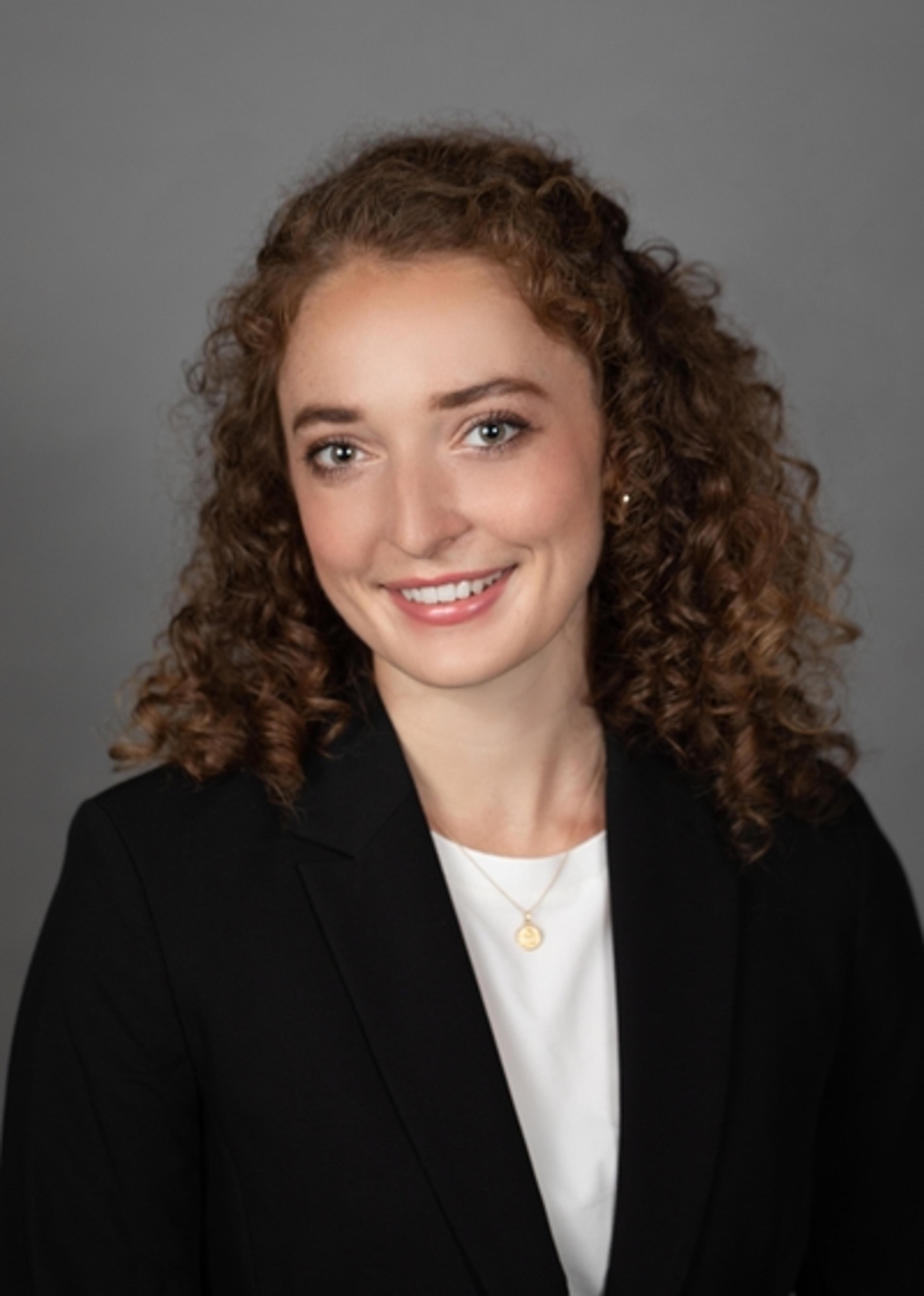 headshot of Kelsey Kenny