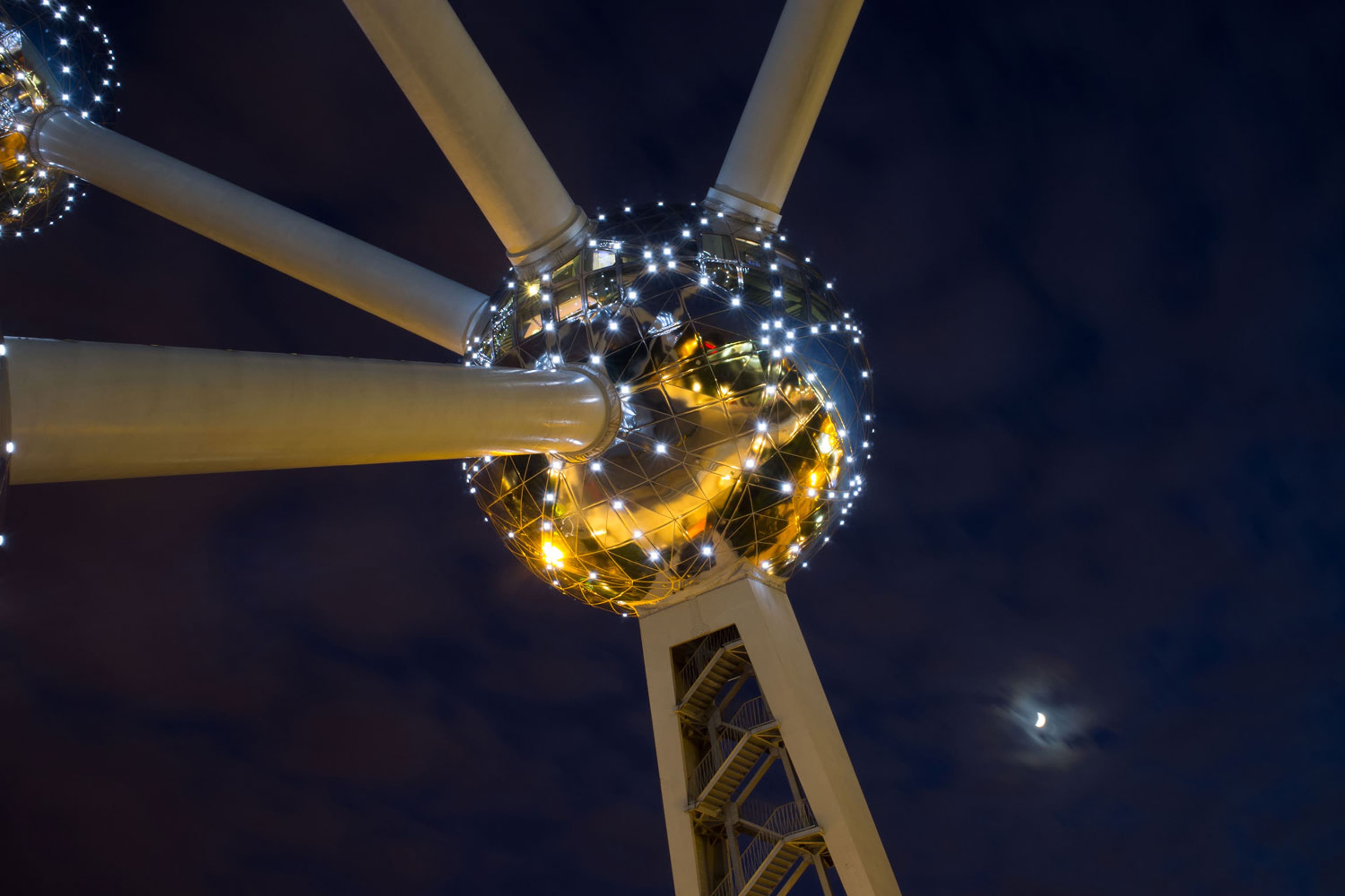 atomium-museum-brussels-belgium-0089.jpg