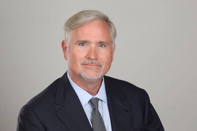 headshot of Tom Kemp