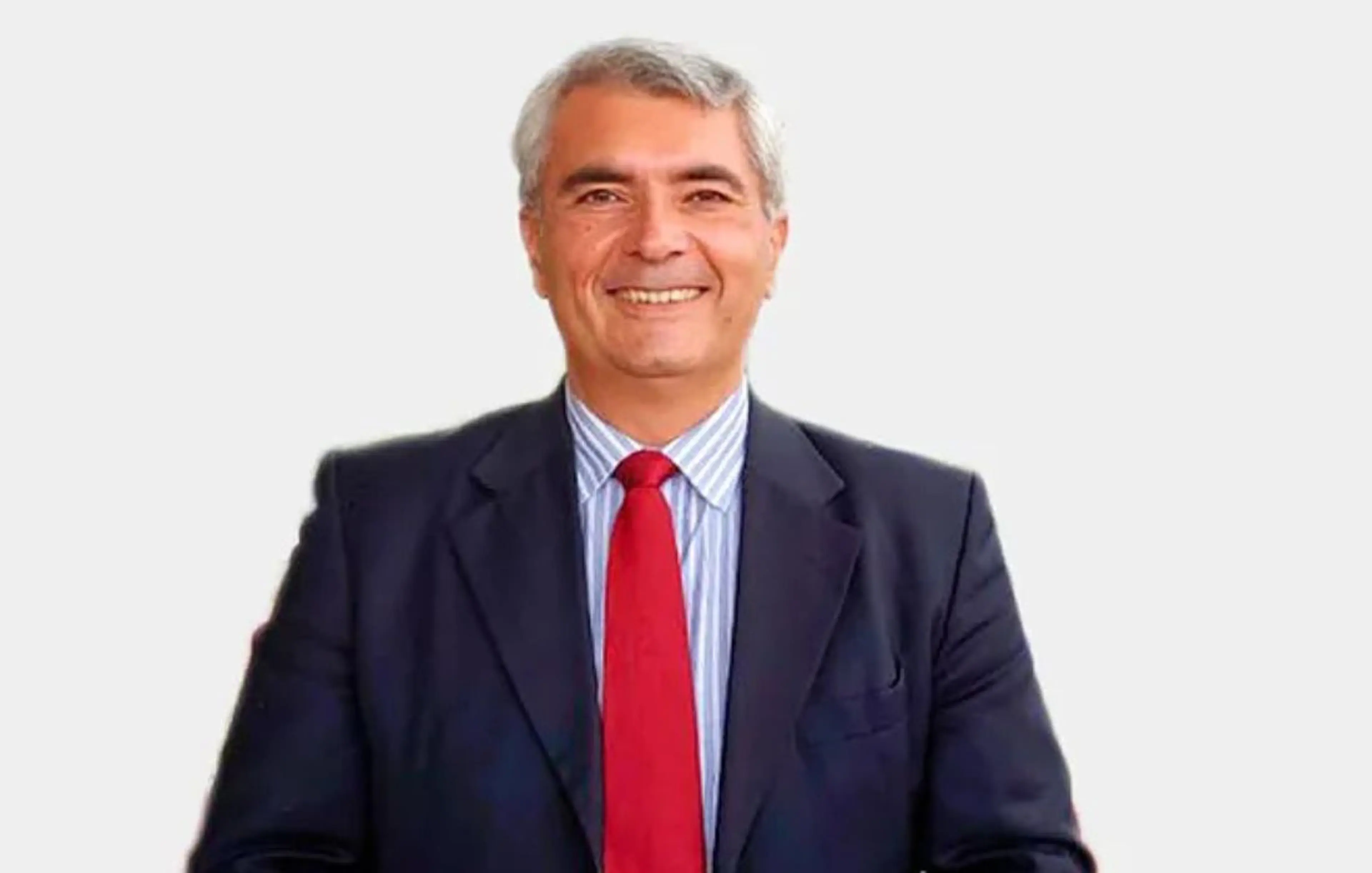 headshot of Lorenzo Cotino Hueso