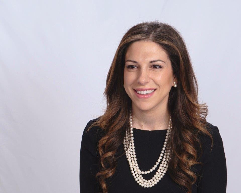 headshot of Kristen Baylis