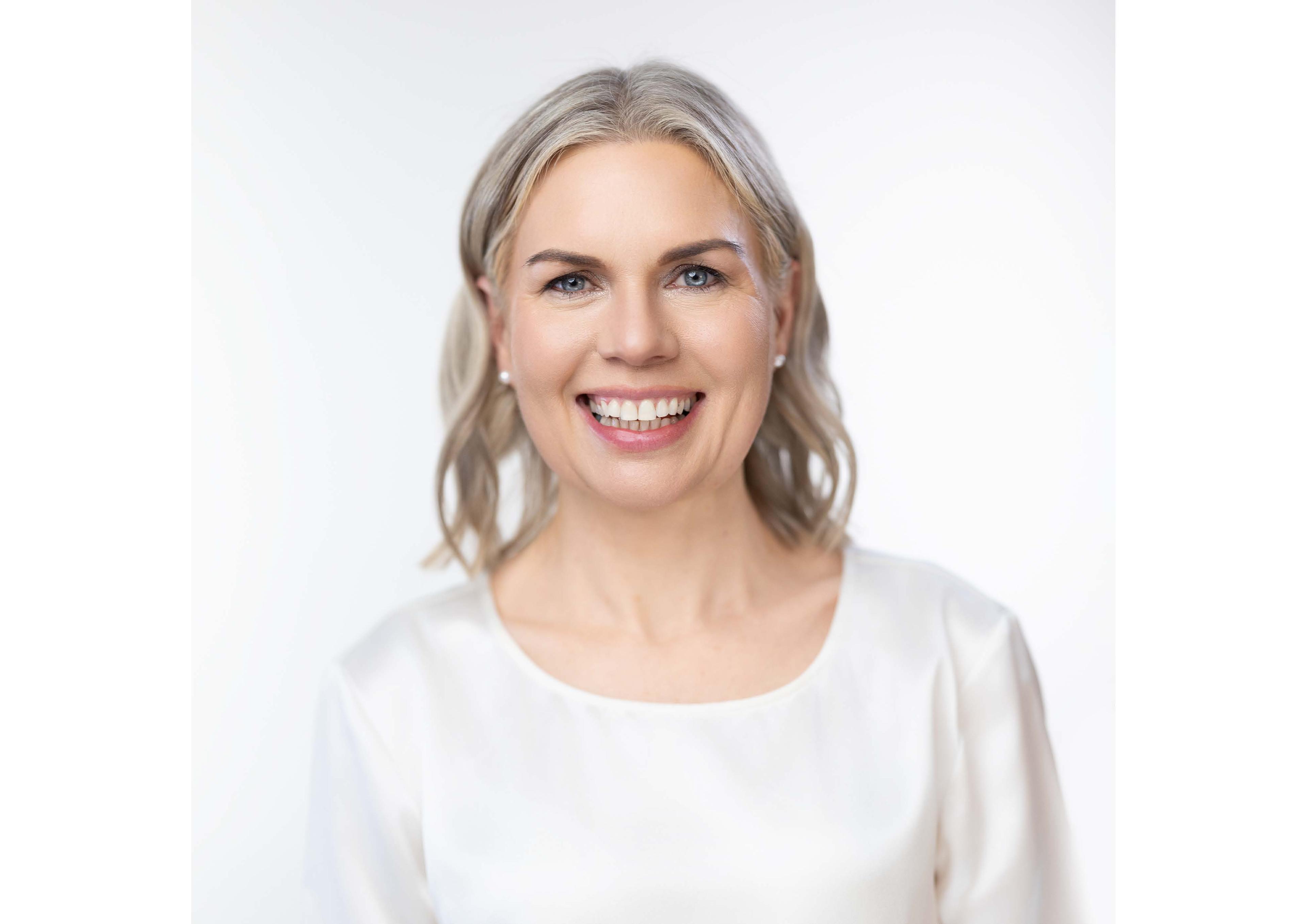 headshot of Barbara Mangan