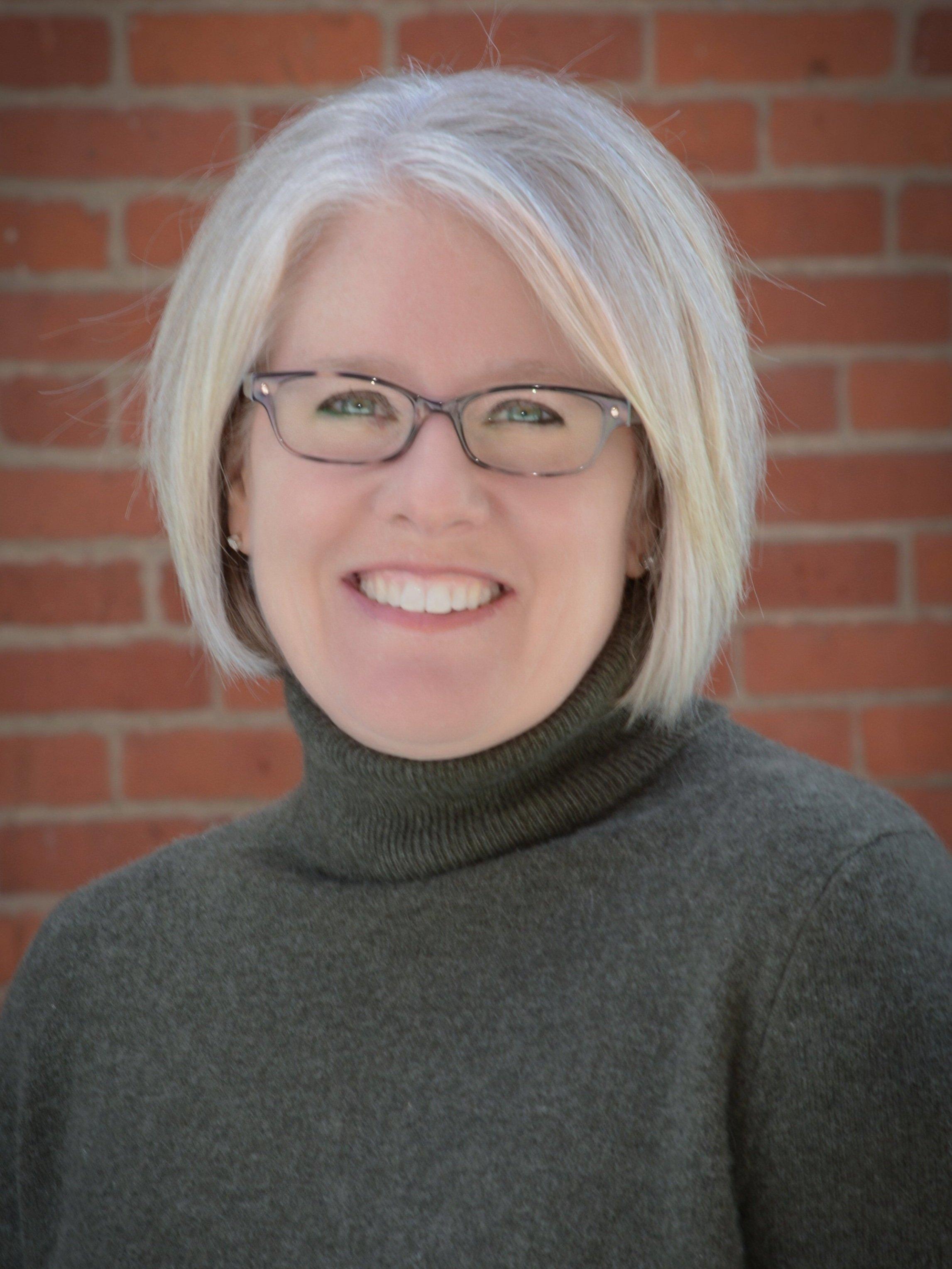 headshot of Jennifer Ruehr