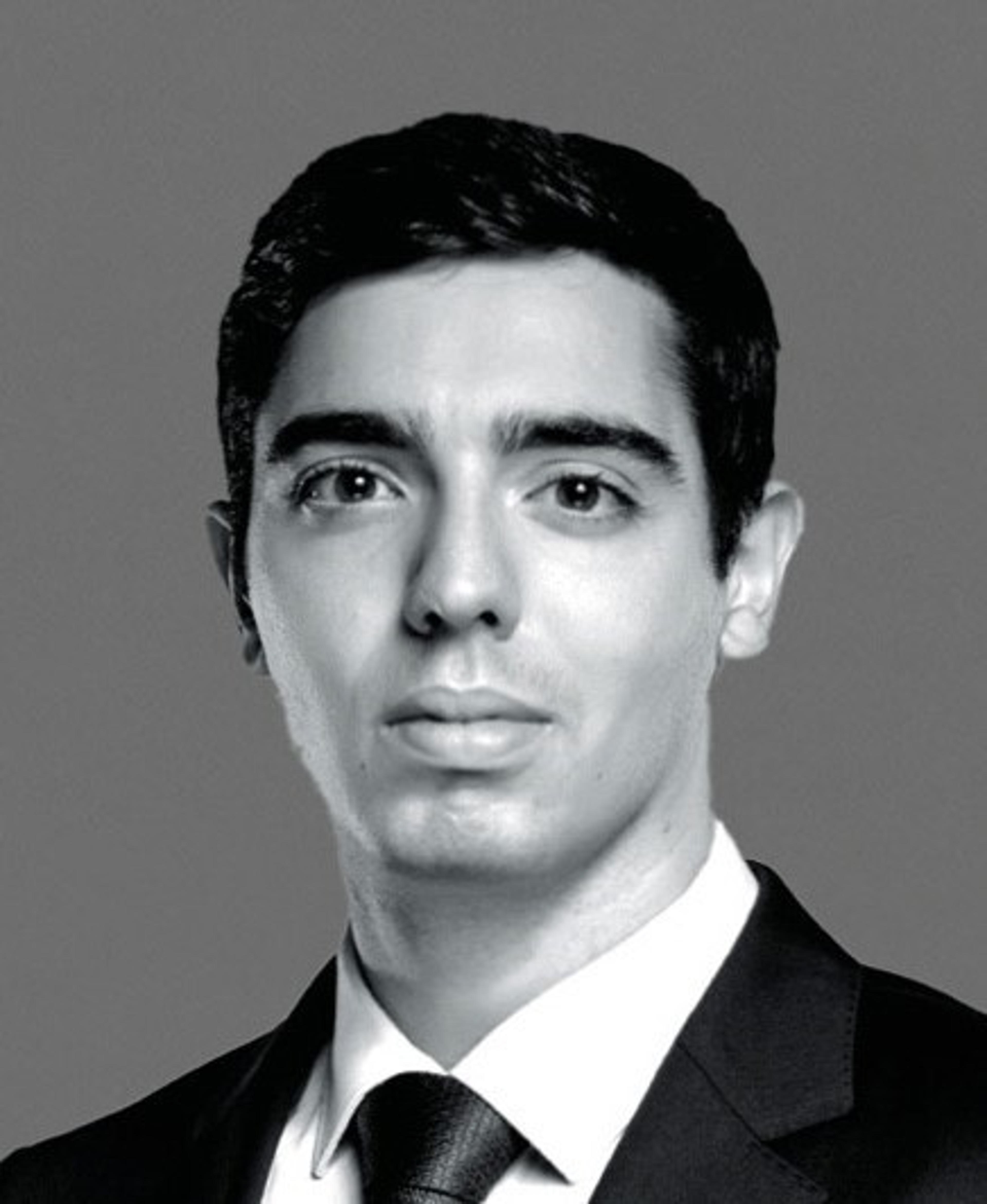 headshot of Ramon Baradat