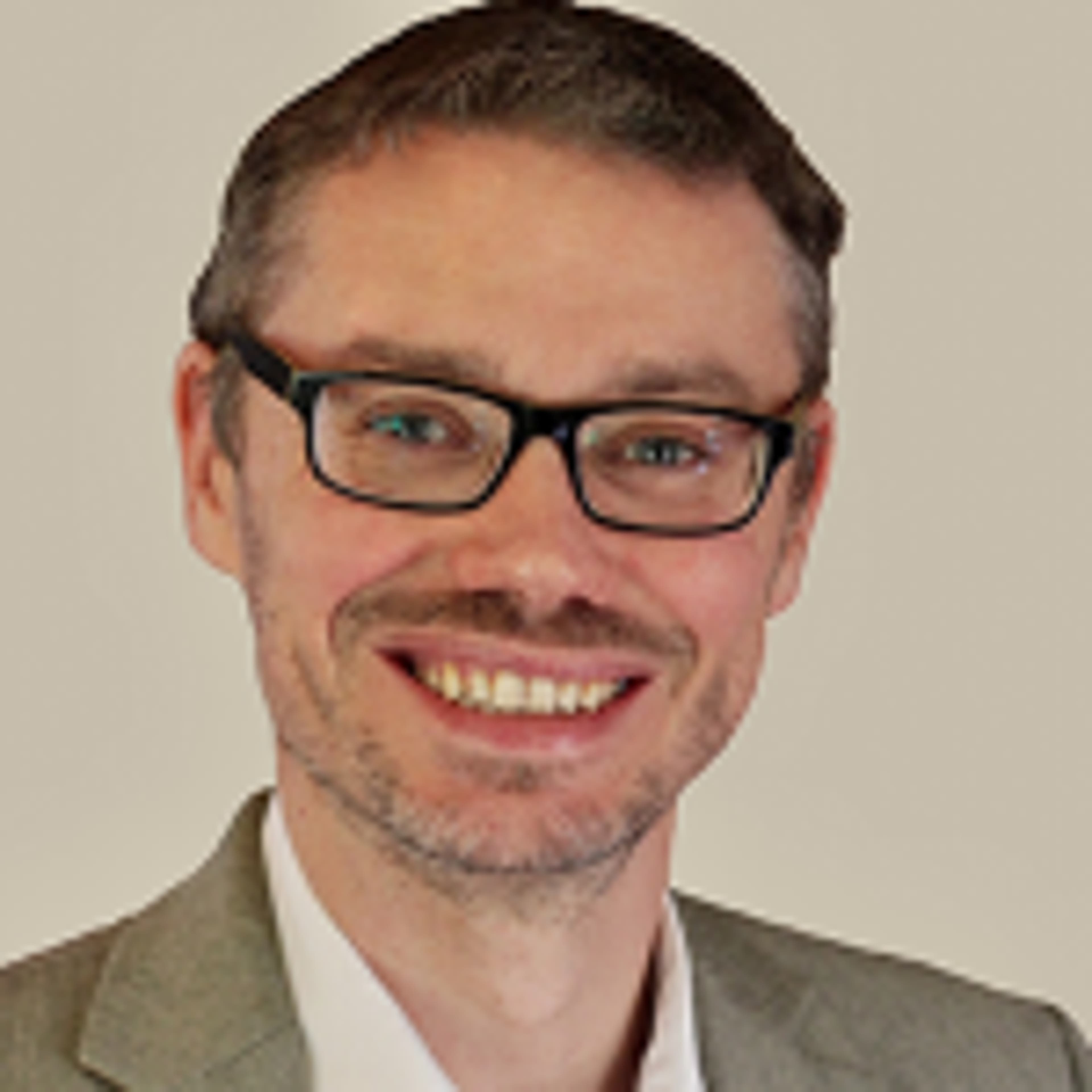 headshot of Phillip Lee