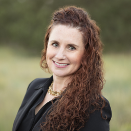headshot of Jennifer Vercellone