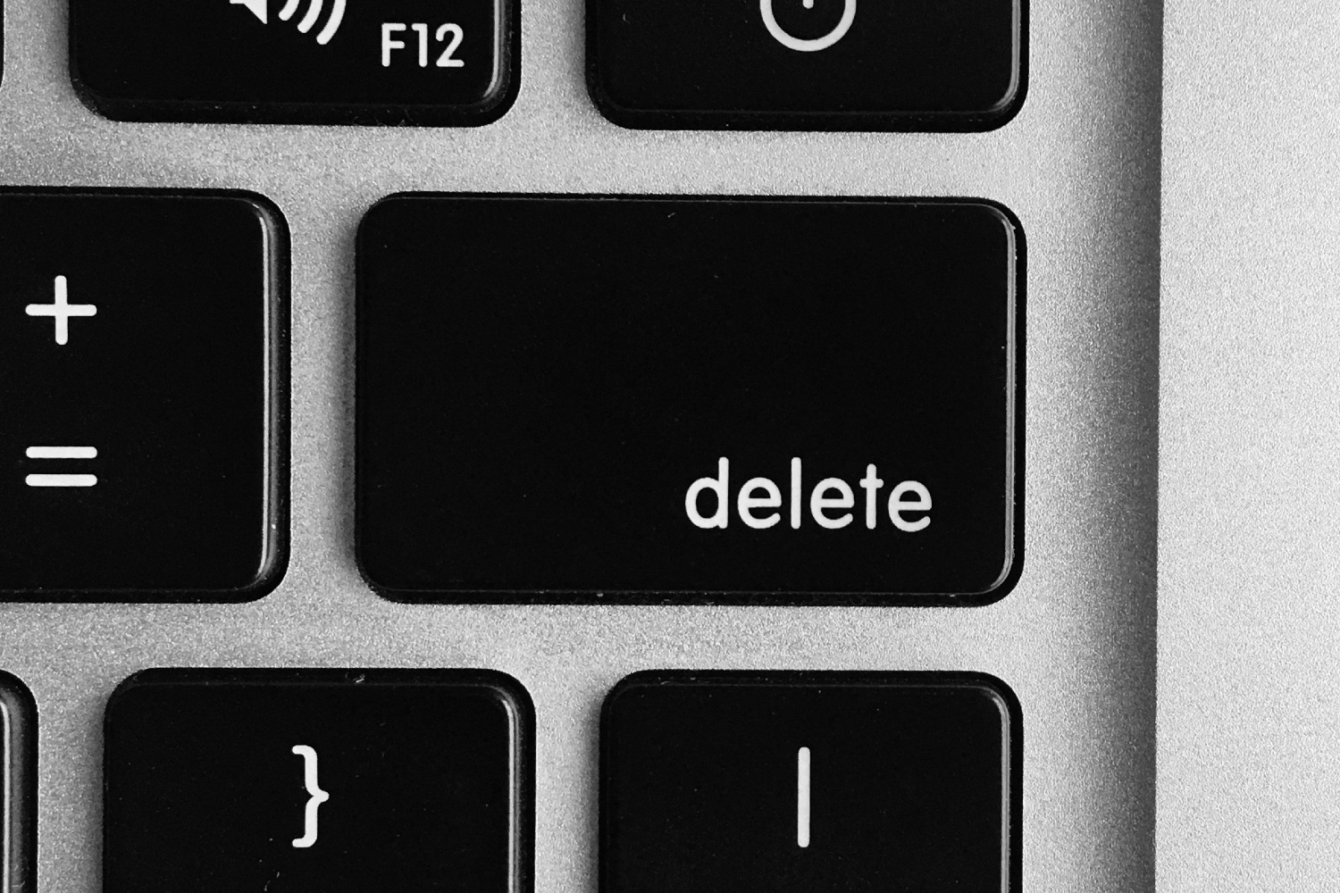 delete-button-keyboard-other-092724.jpg