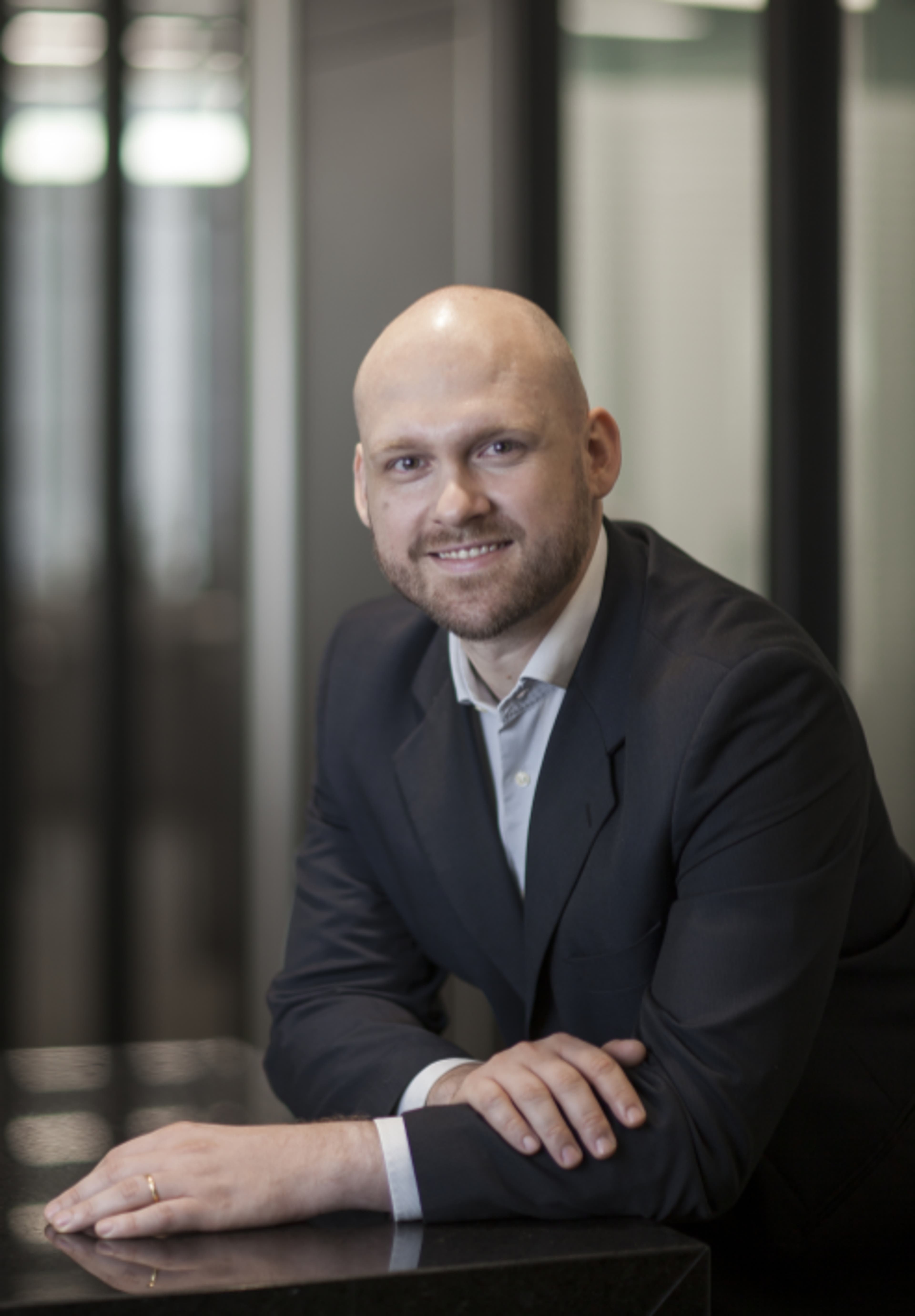 headshot of Henrique Fabretti Moraes