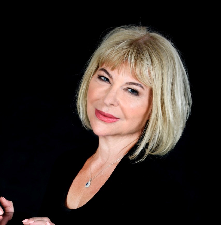 headshot of Agnieszka Piotrowska