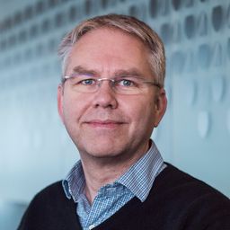 headshot of Rob van Eijk