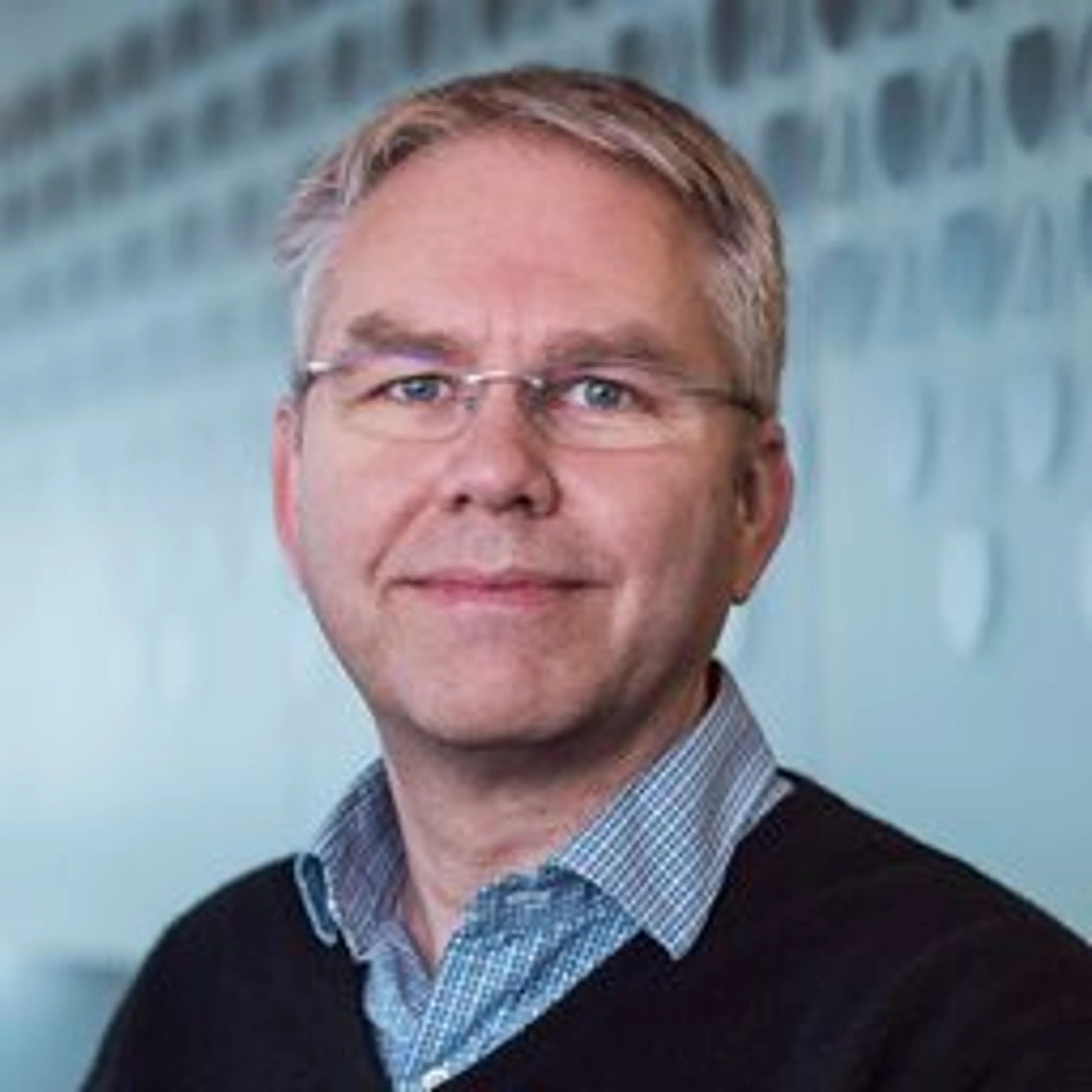 headshot of Rob van Eijk